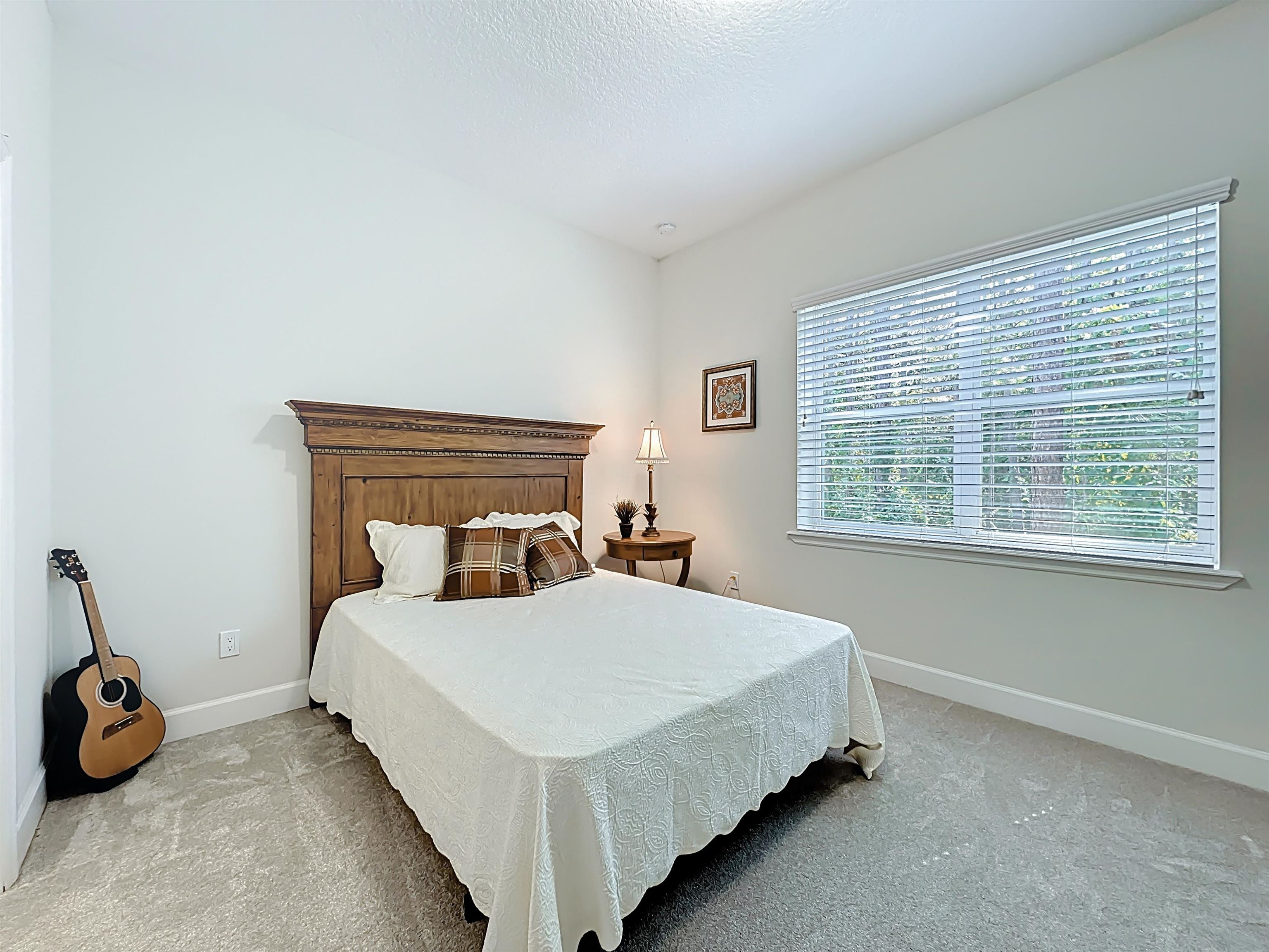 Image 28 of 41 For 268 Grand Ravine Dr