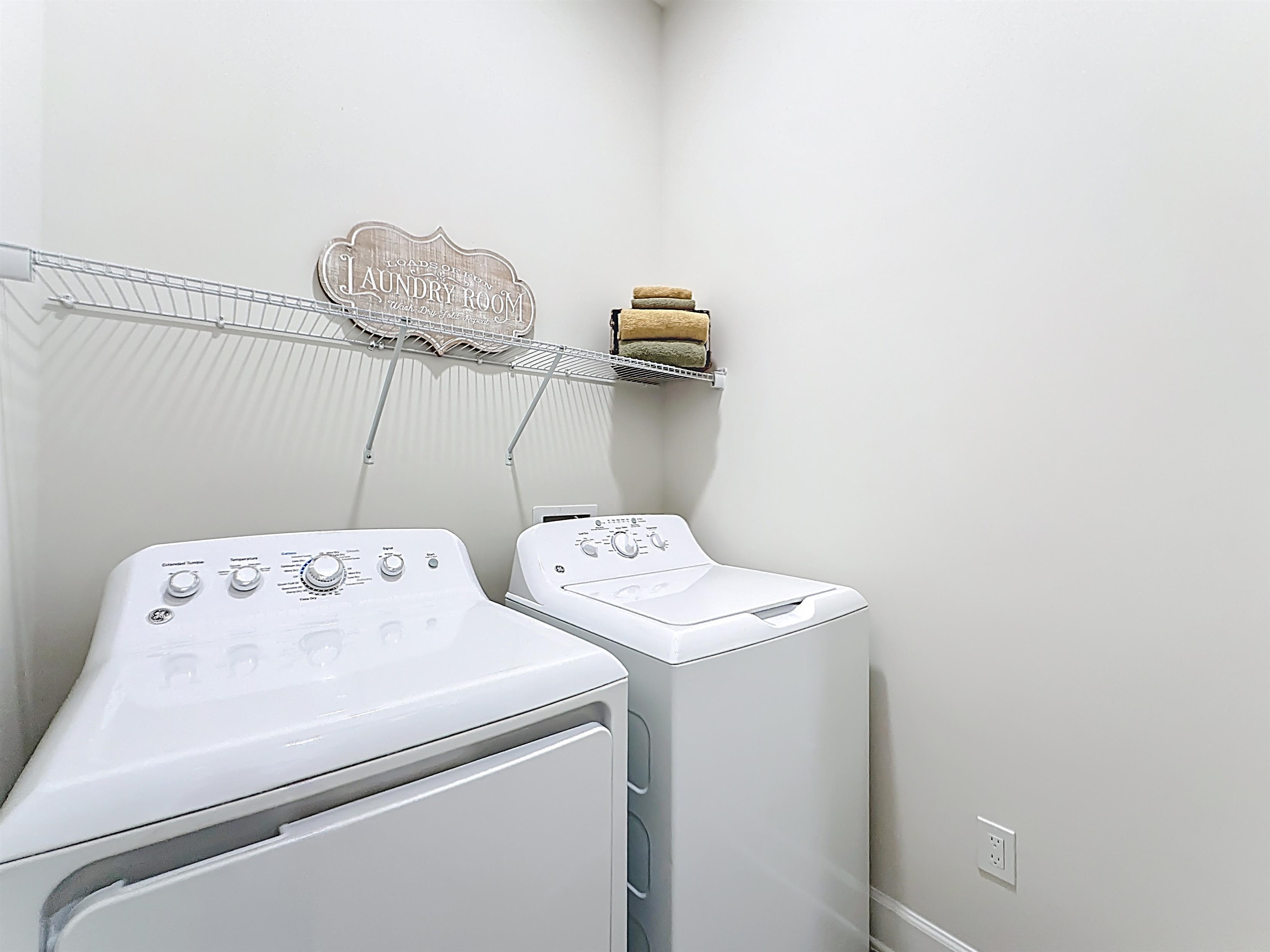 Image 34 of 41 For 268 Grand Ravine Dr