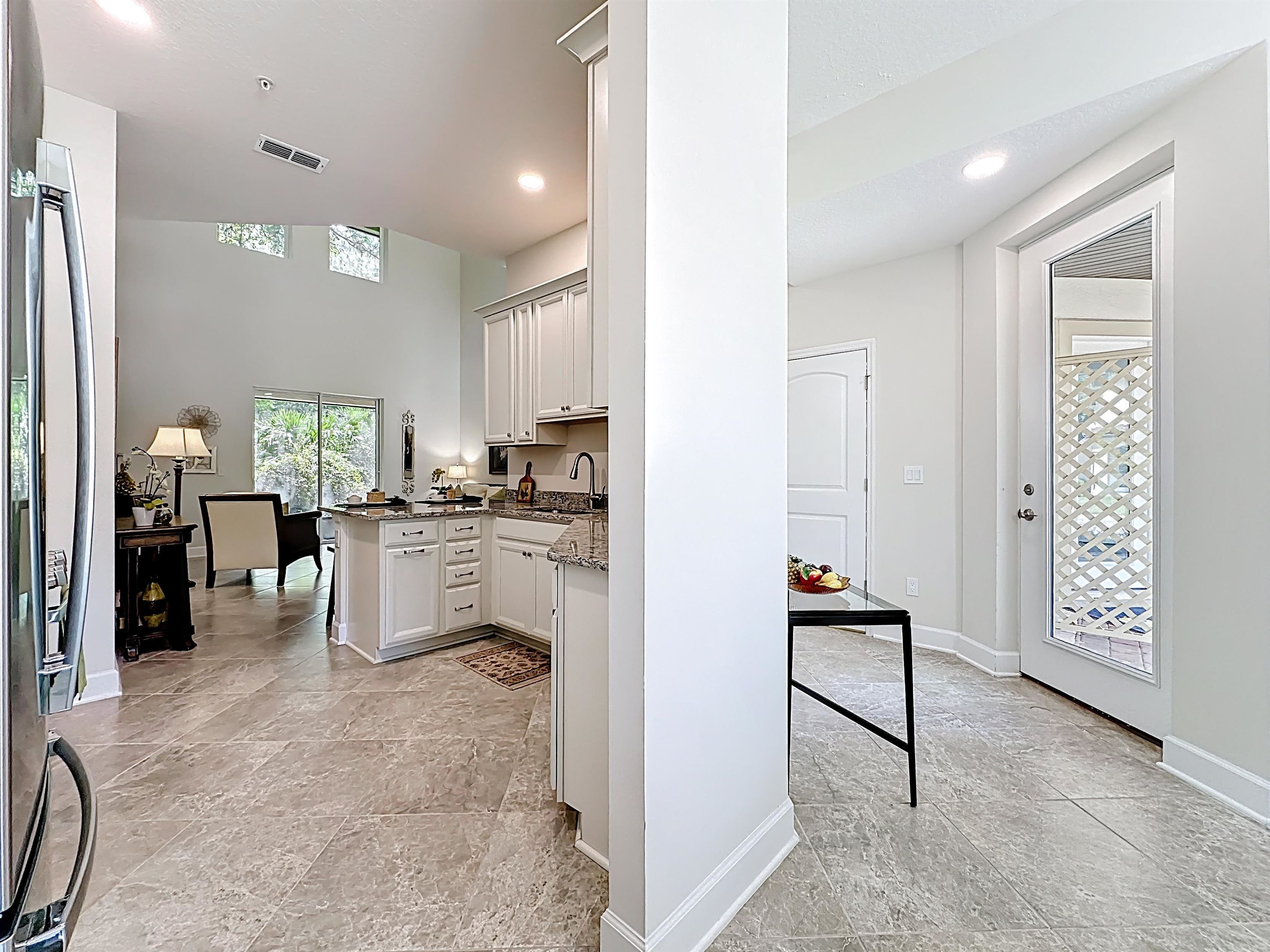 Image 6 of 41 For 268 Grand Ravine Dr