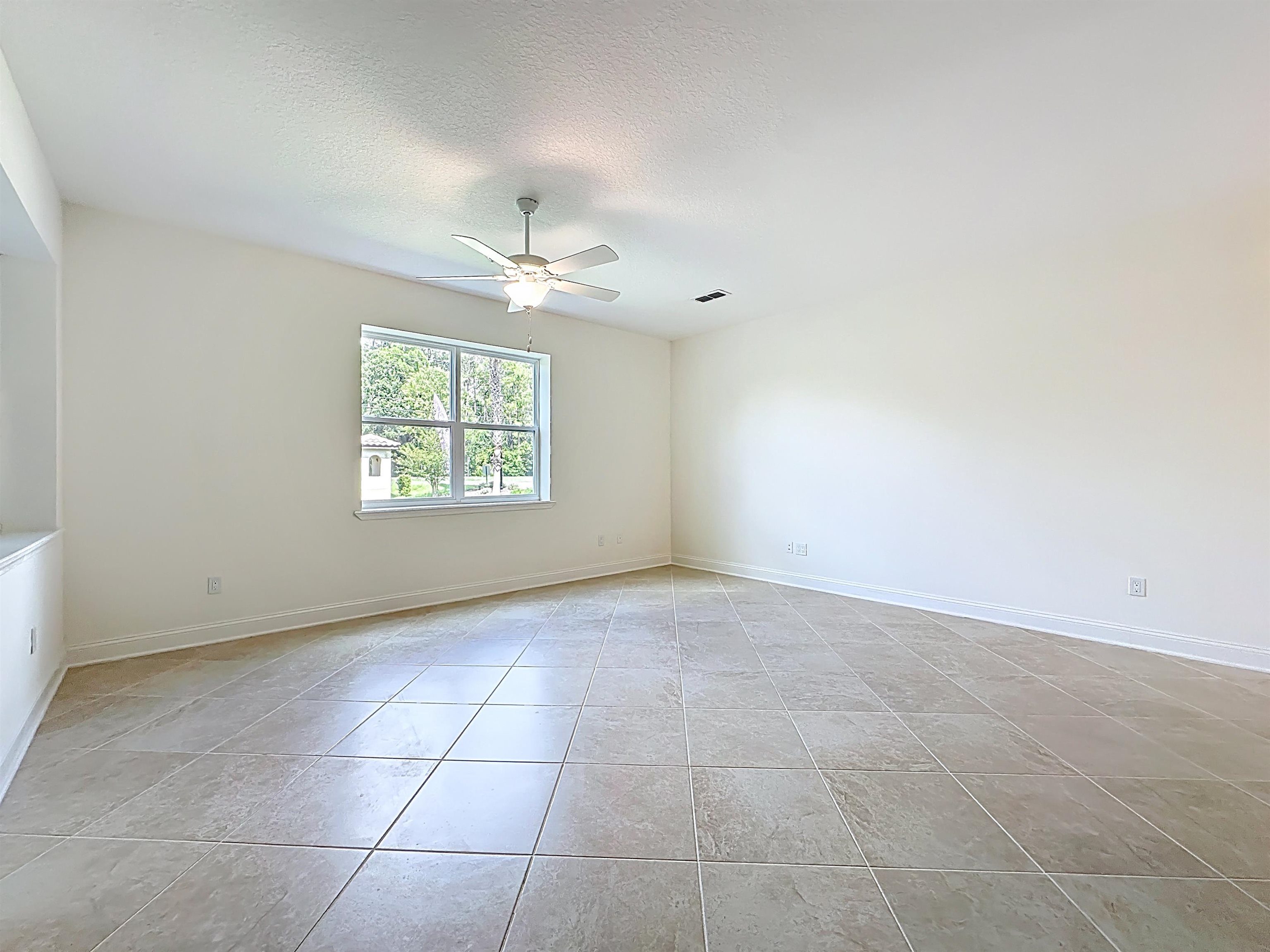 Image 10 of 43 For 251 Grand Ravine Dr