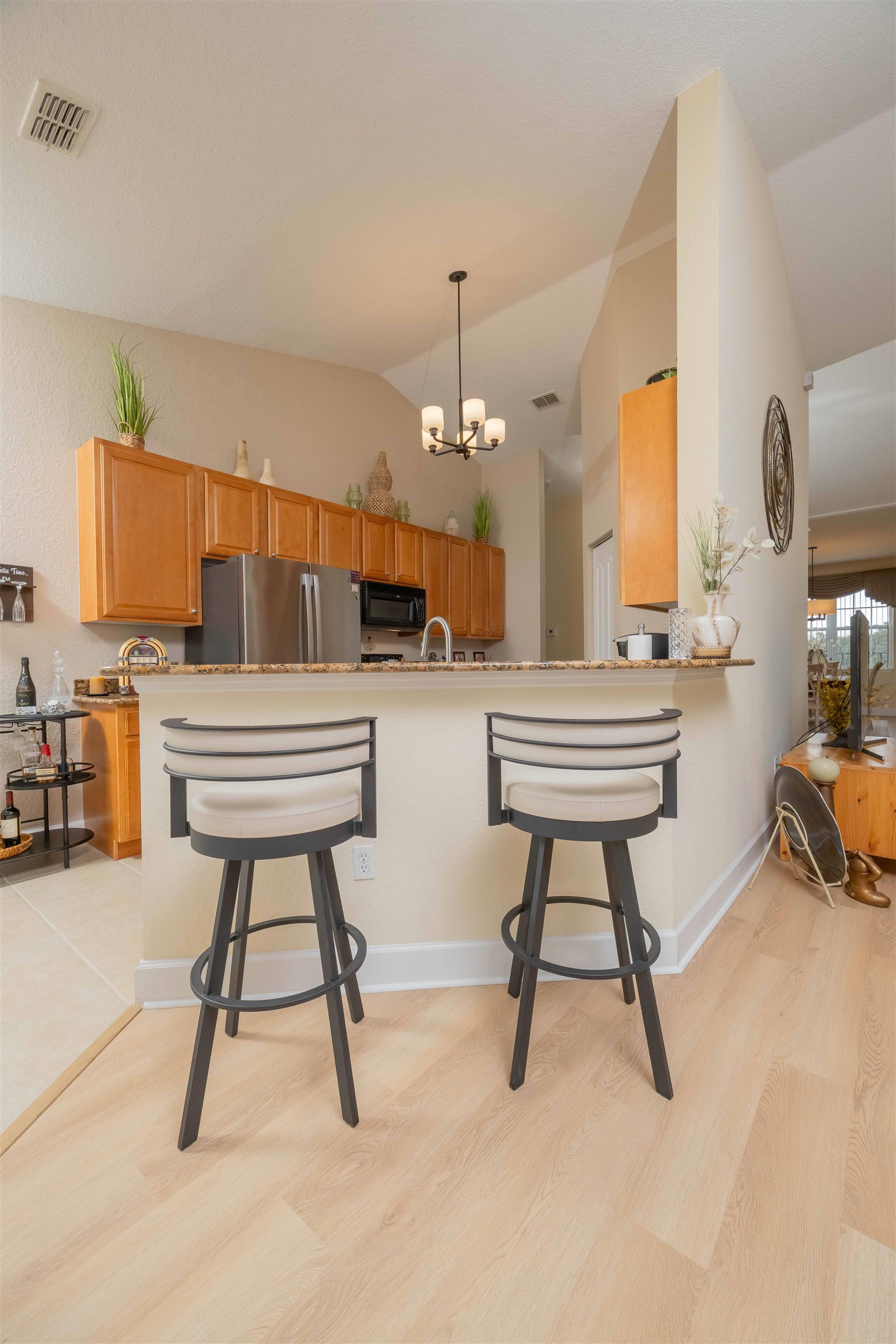 Image 16 of 62 For 120 Casa Bella Ln