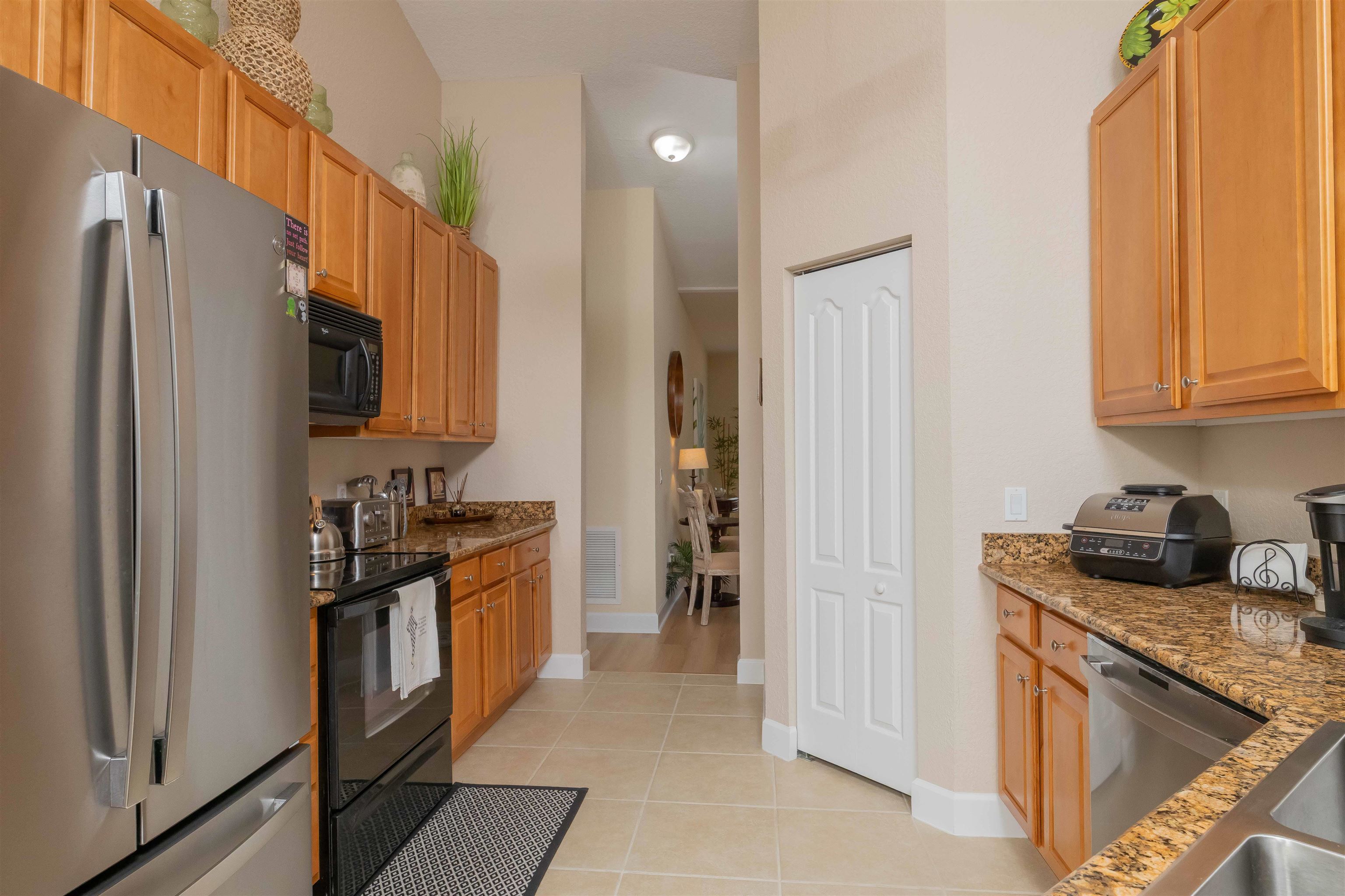 Image 19 of 62 For 120 Casa Bella Ln