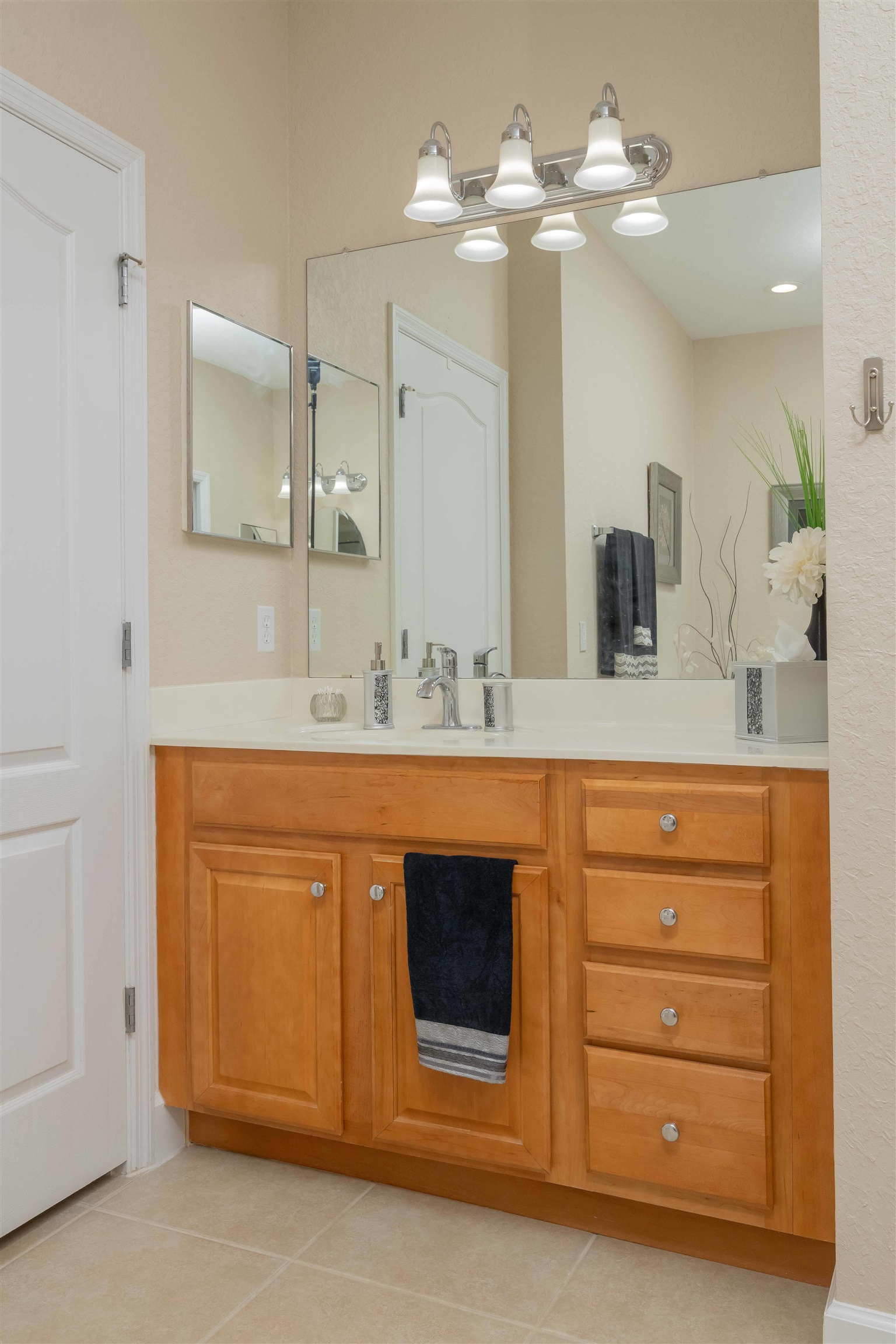 Image 24 of 62 For 120 Casa Bella Ln