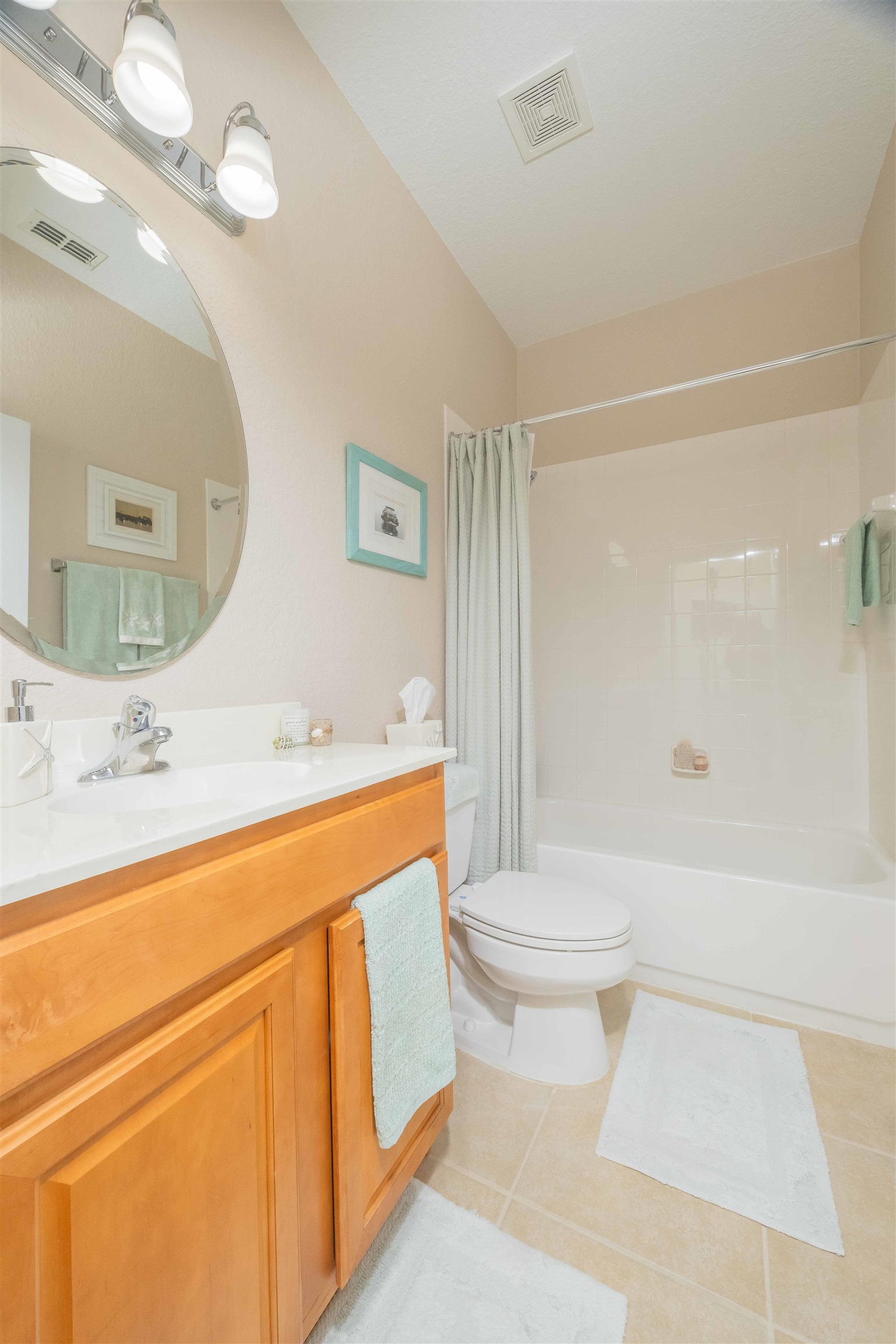 Image 33 of 62 For 120 Casa Bella Ln