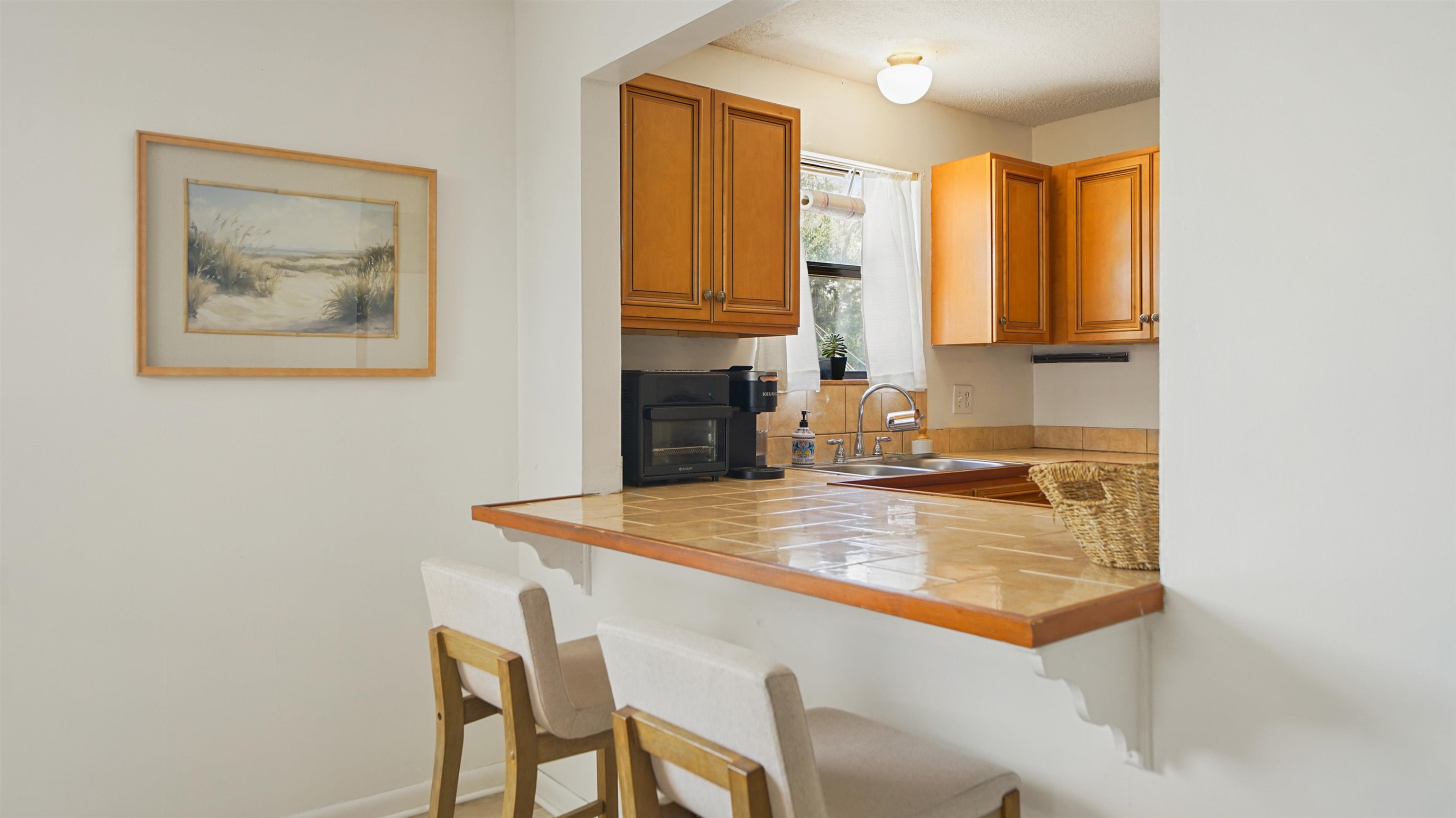 Image 14 of 44 For 212 A St  