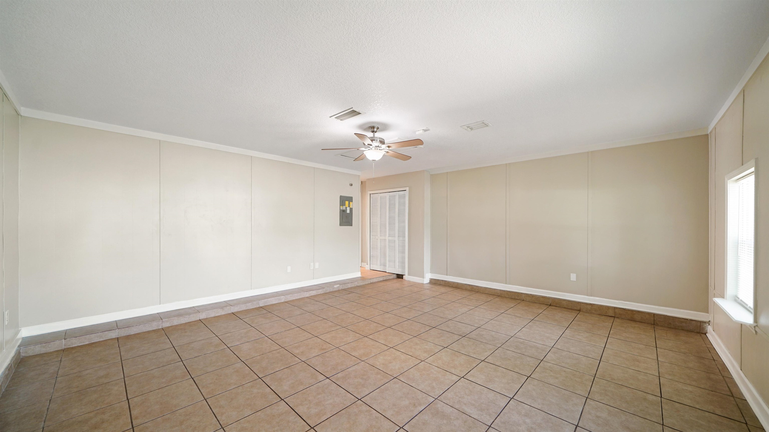 Image 12 of 27 For 3255 Dowitcher Ln