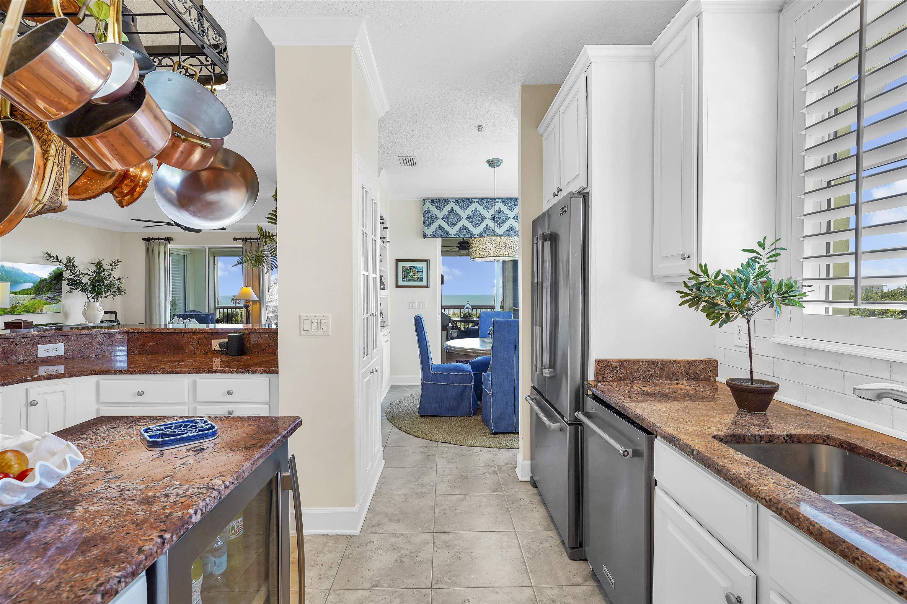 Image 14 of 38 For 325 Ocean Grande Dr S 304