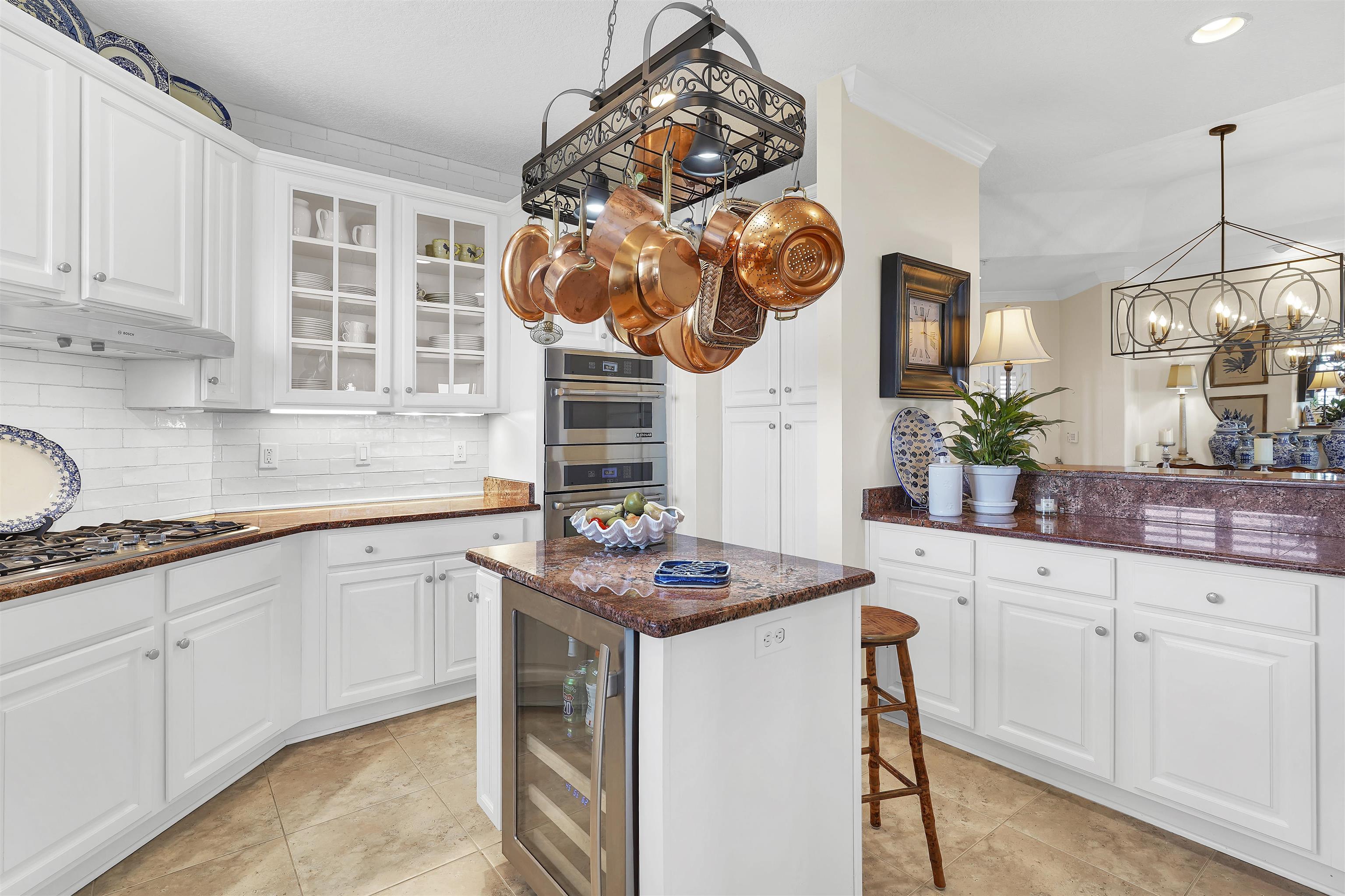 Image 2 of 38 For 325 Ocean Grande Dr S 304