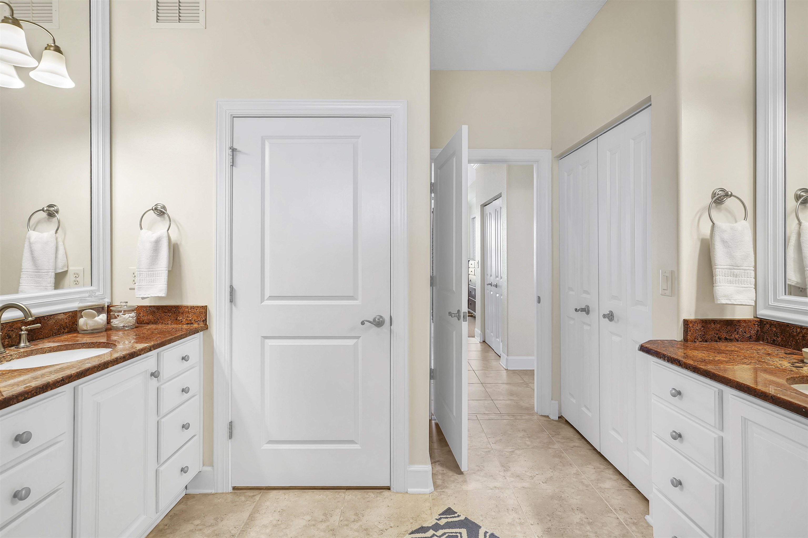 Image 20 of 38 For 325 Ocean Grande Dr S 304