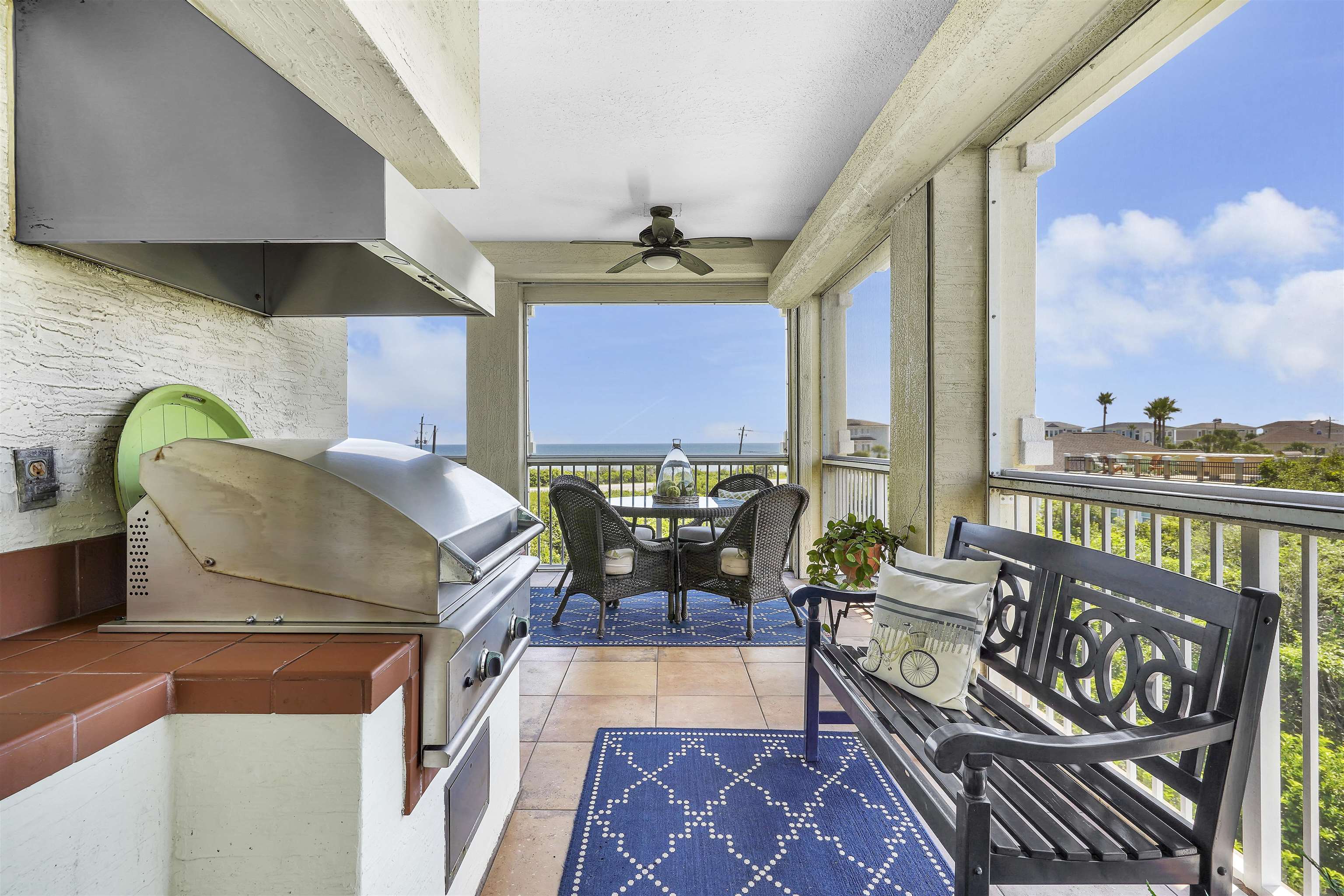 Image 29 of 38 For 325 Ocean Grande Dr S 304