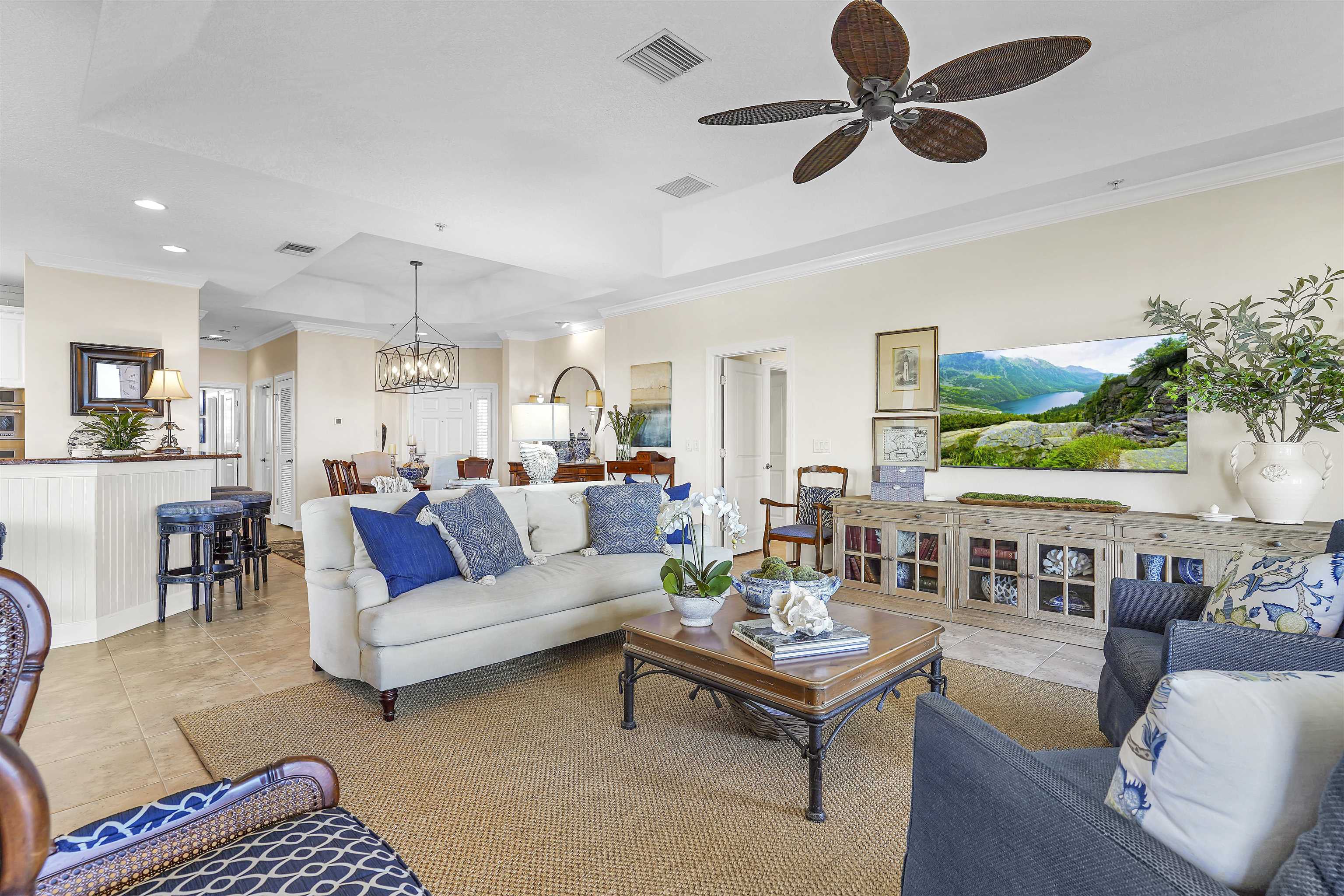 Image 9 of 38 For 325 Ocean Grande Dr S 304