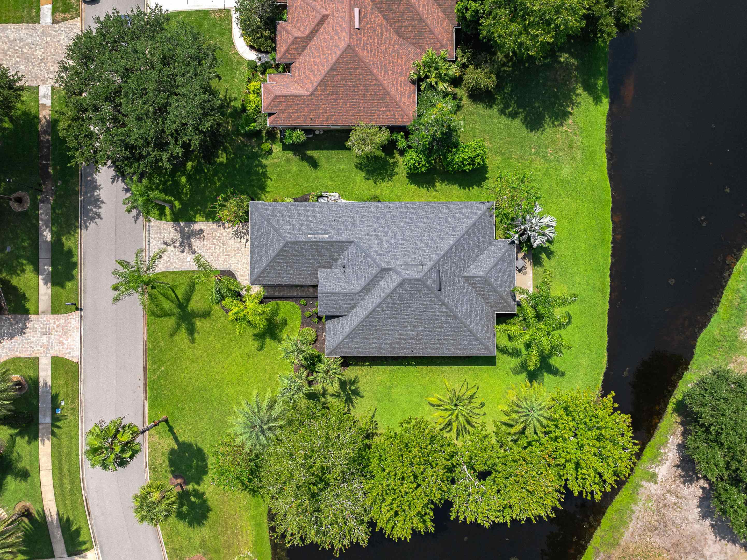 Image 49 of 57 For 993 Oxford Dr