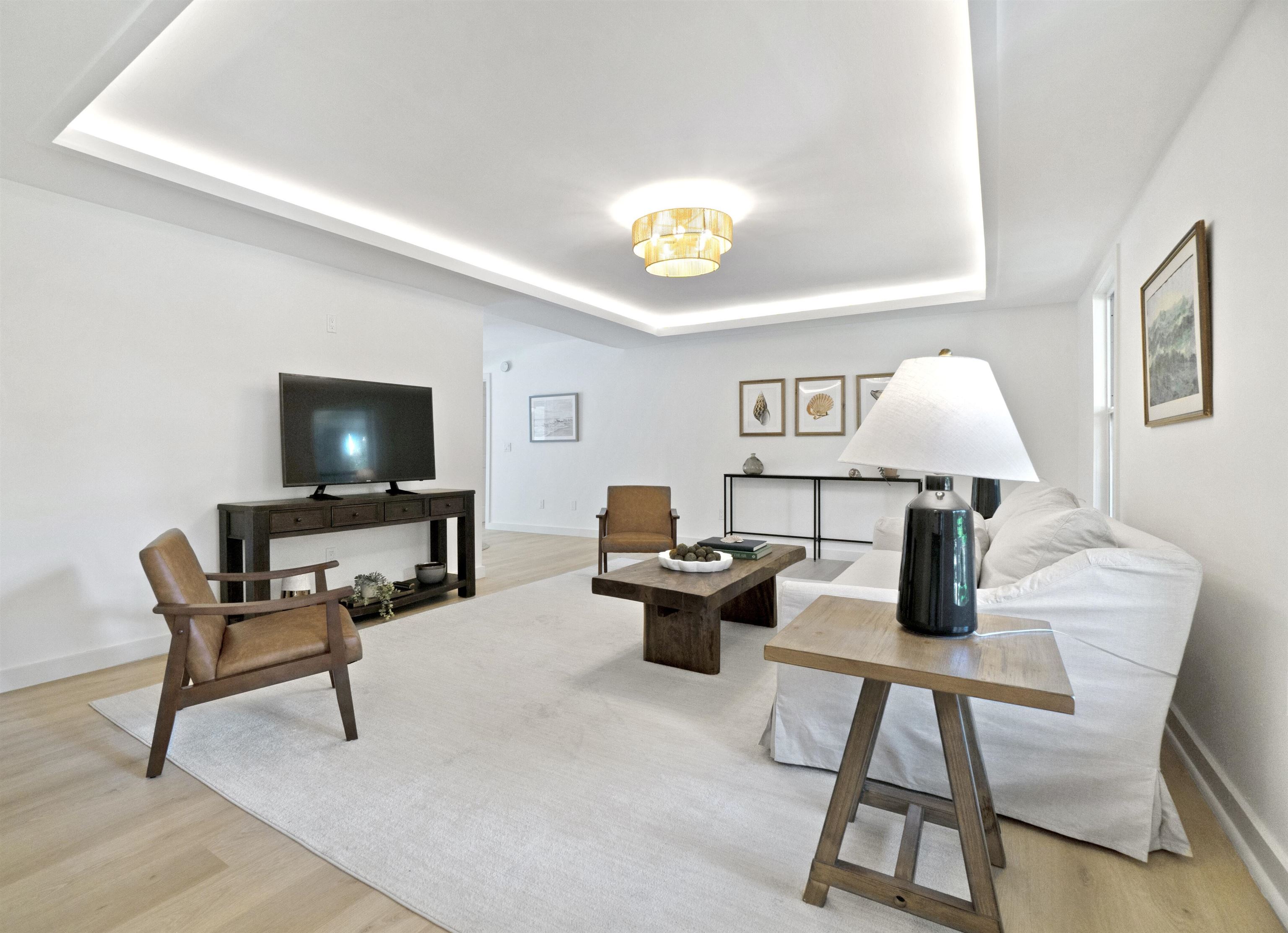 Image 20 of 44 For 91 Rio Dr