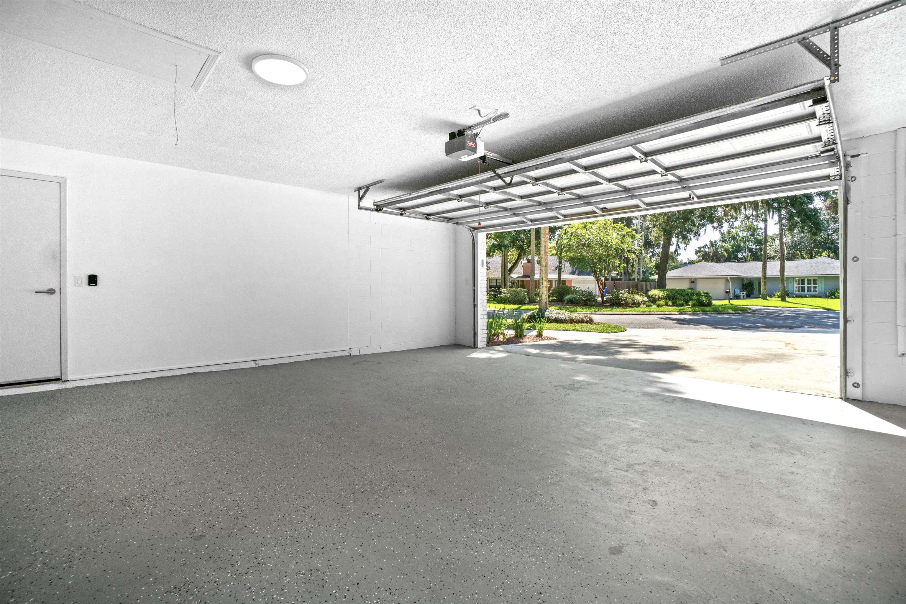 Image 36 of 44 For 91 Rio Dr