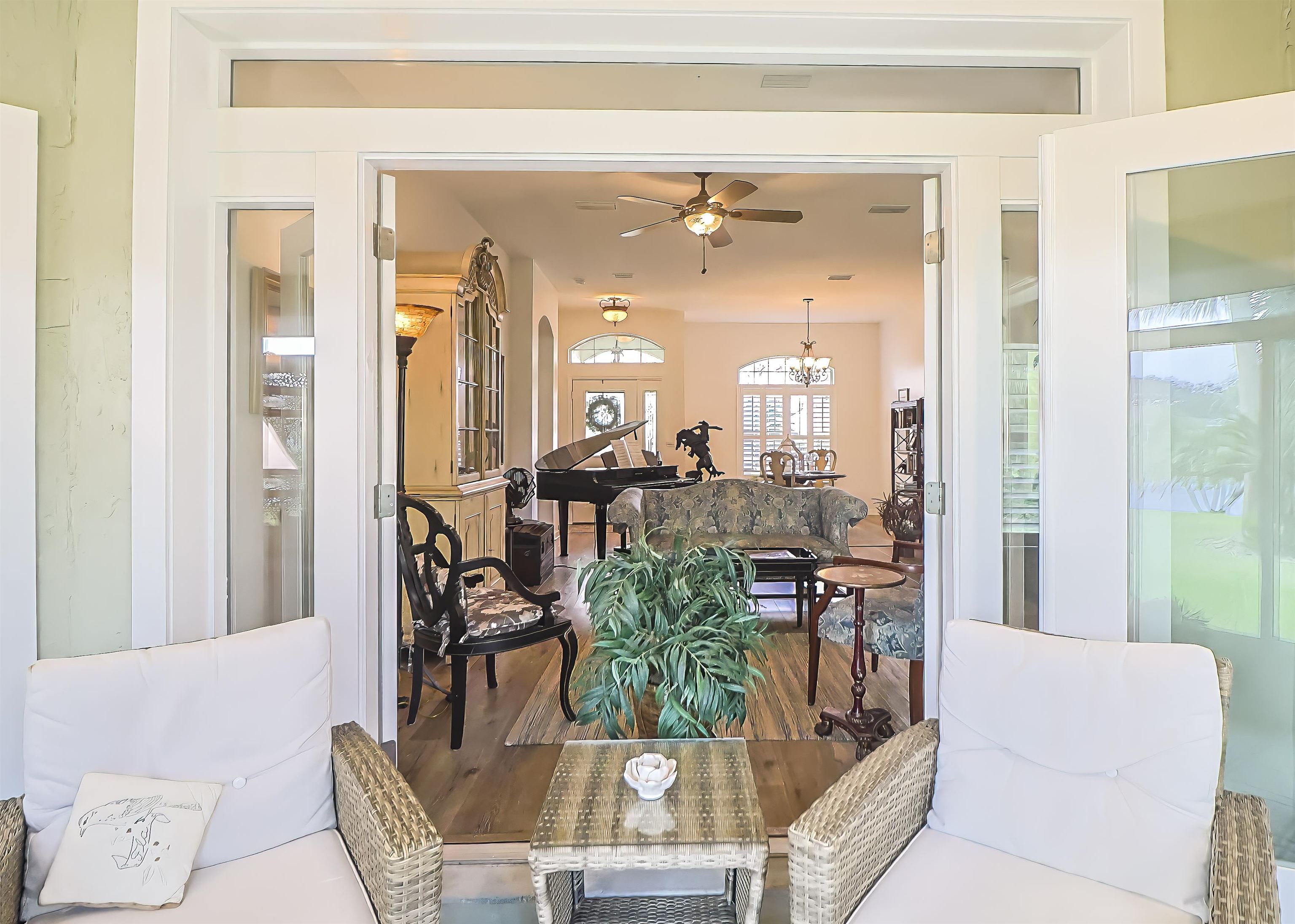Image 17 of 57 For 473 San Nicolas Way