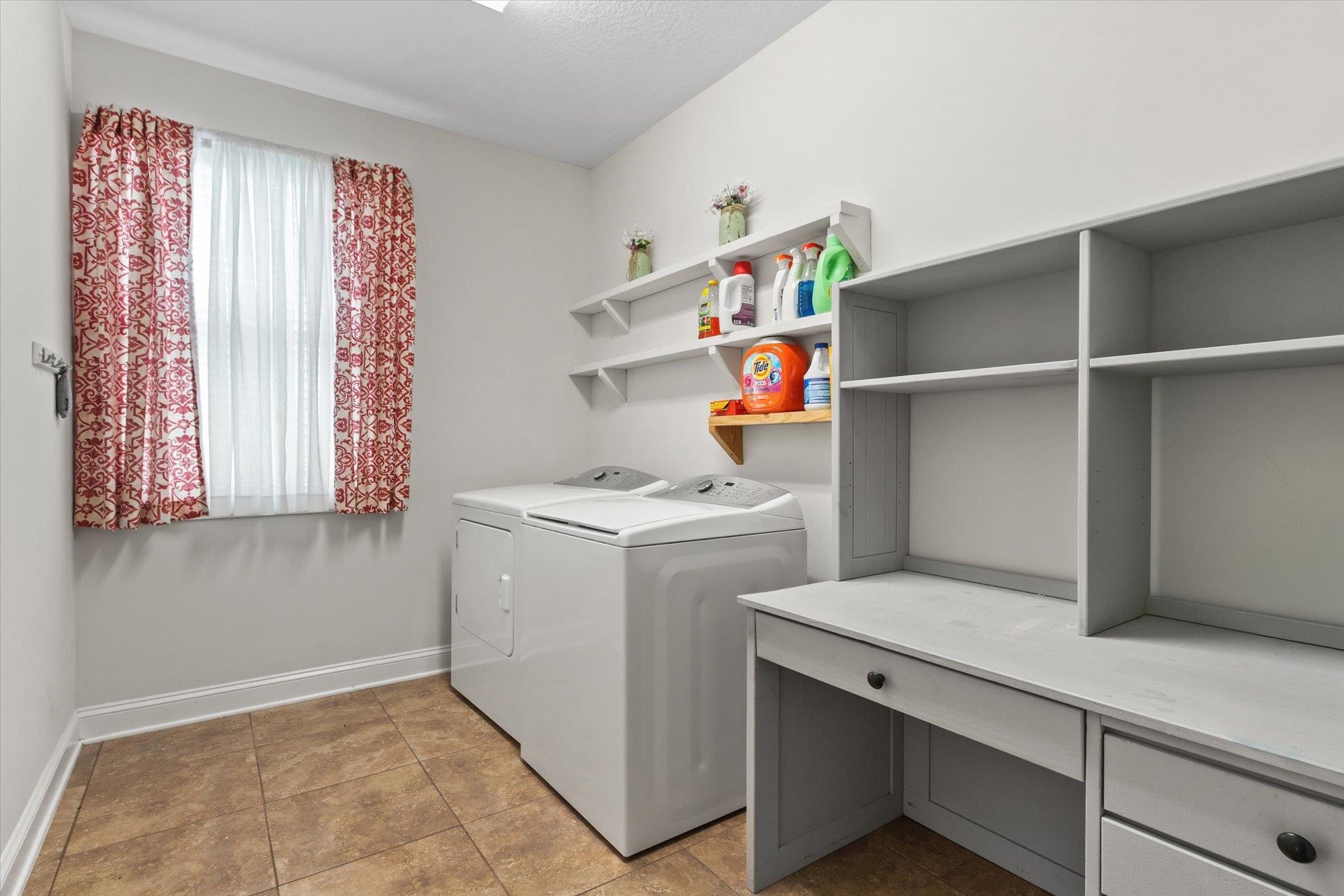 Image 34 of 60 For 256 Vivian James Dr