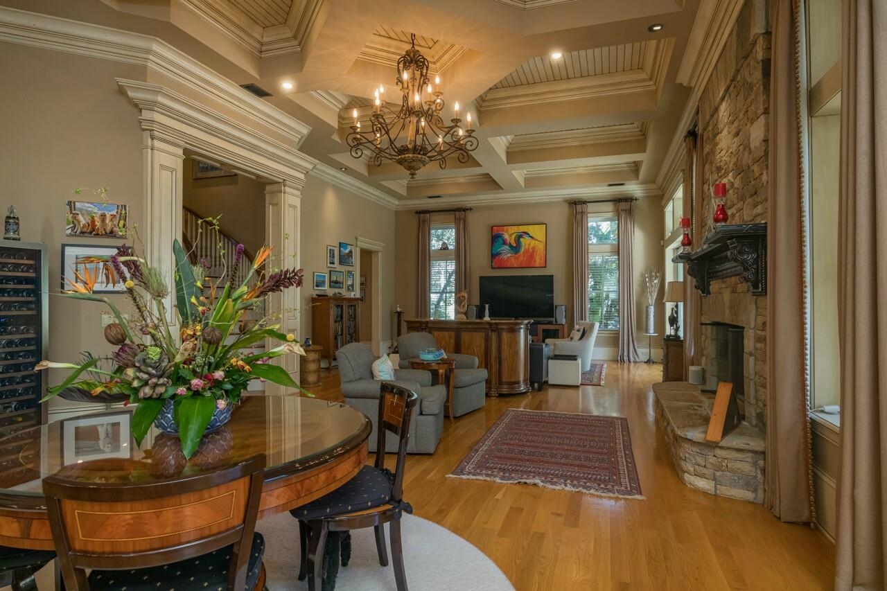 Image 19 of 81 For 924 Ocean Palm Way