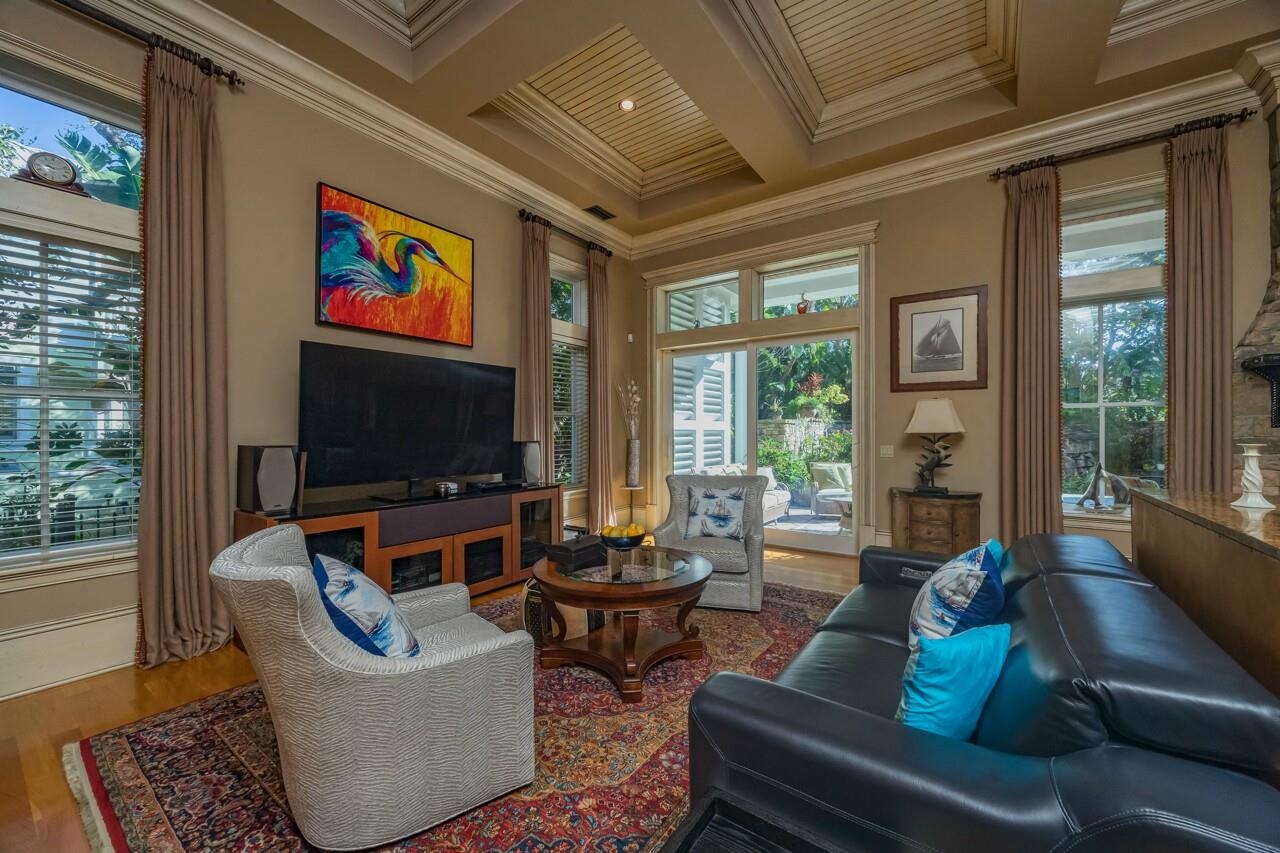 Image 20 of 81 For 924 Ocean Palm Way