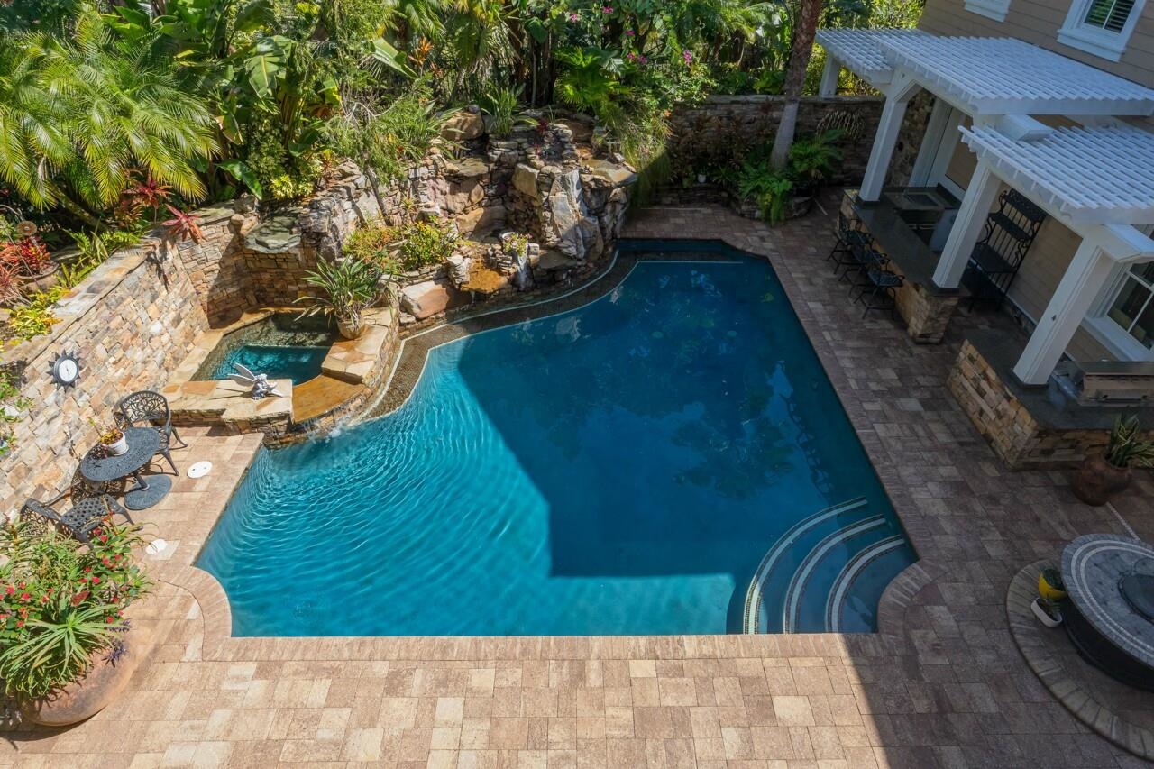 Image 43 of 81 For 924 Ocean Palm Way