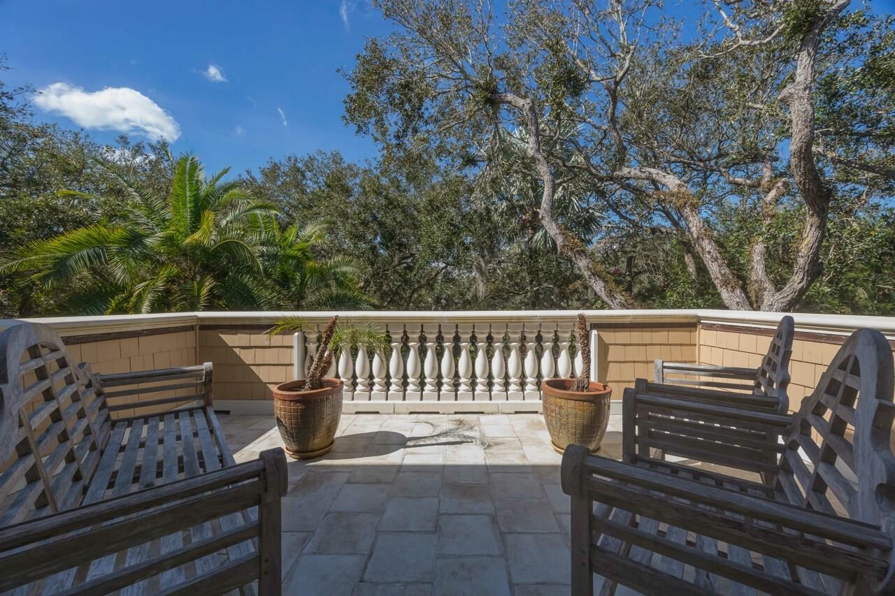 Image 44 of 81 For 924 Ocean Palm Way