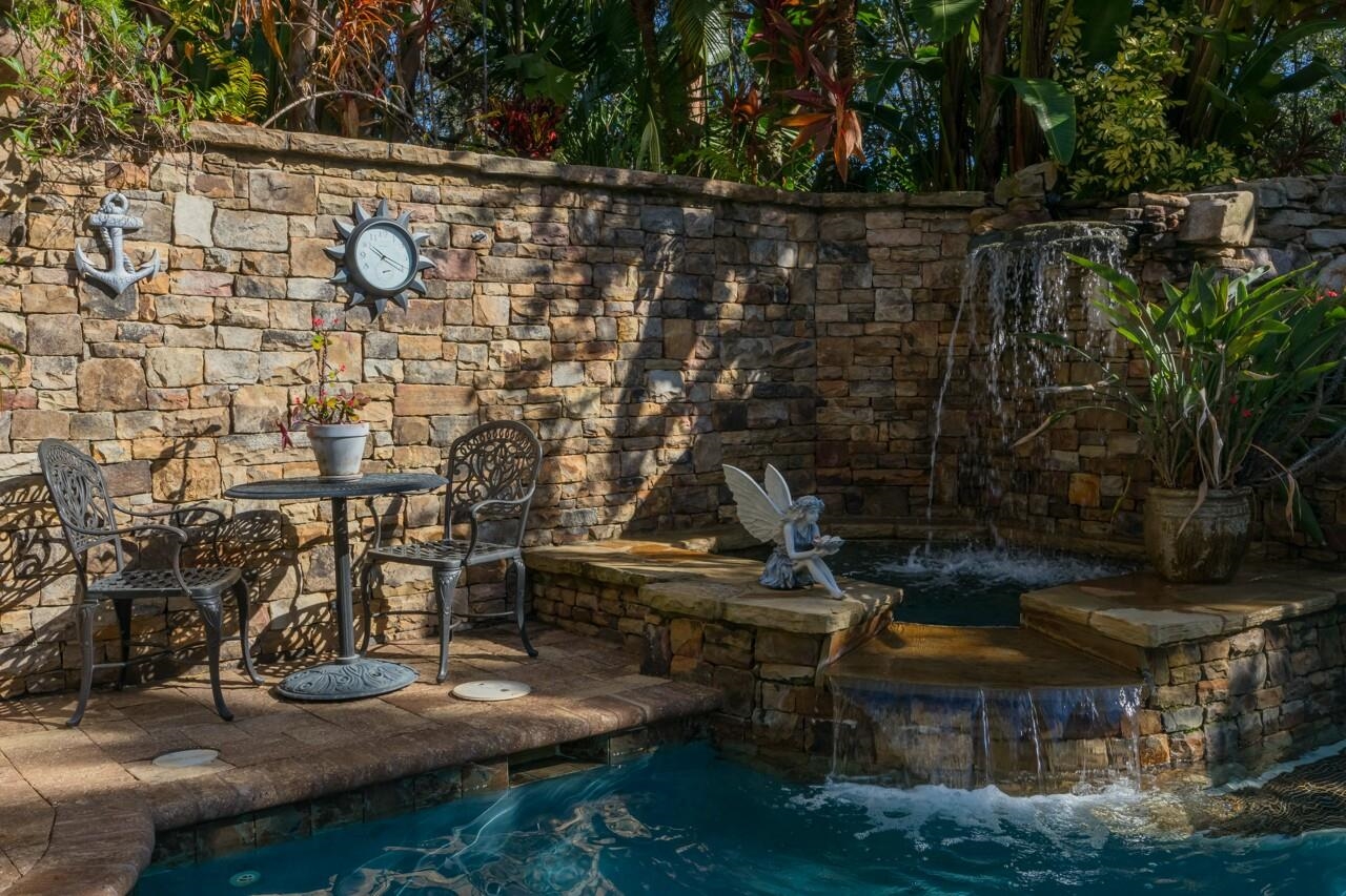 Image 8 of 81 For 924 Ocean Palm Way