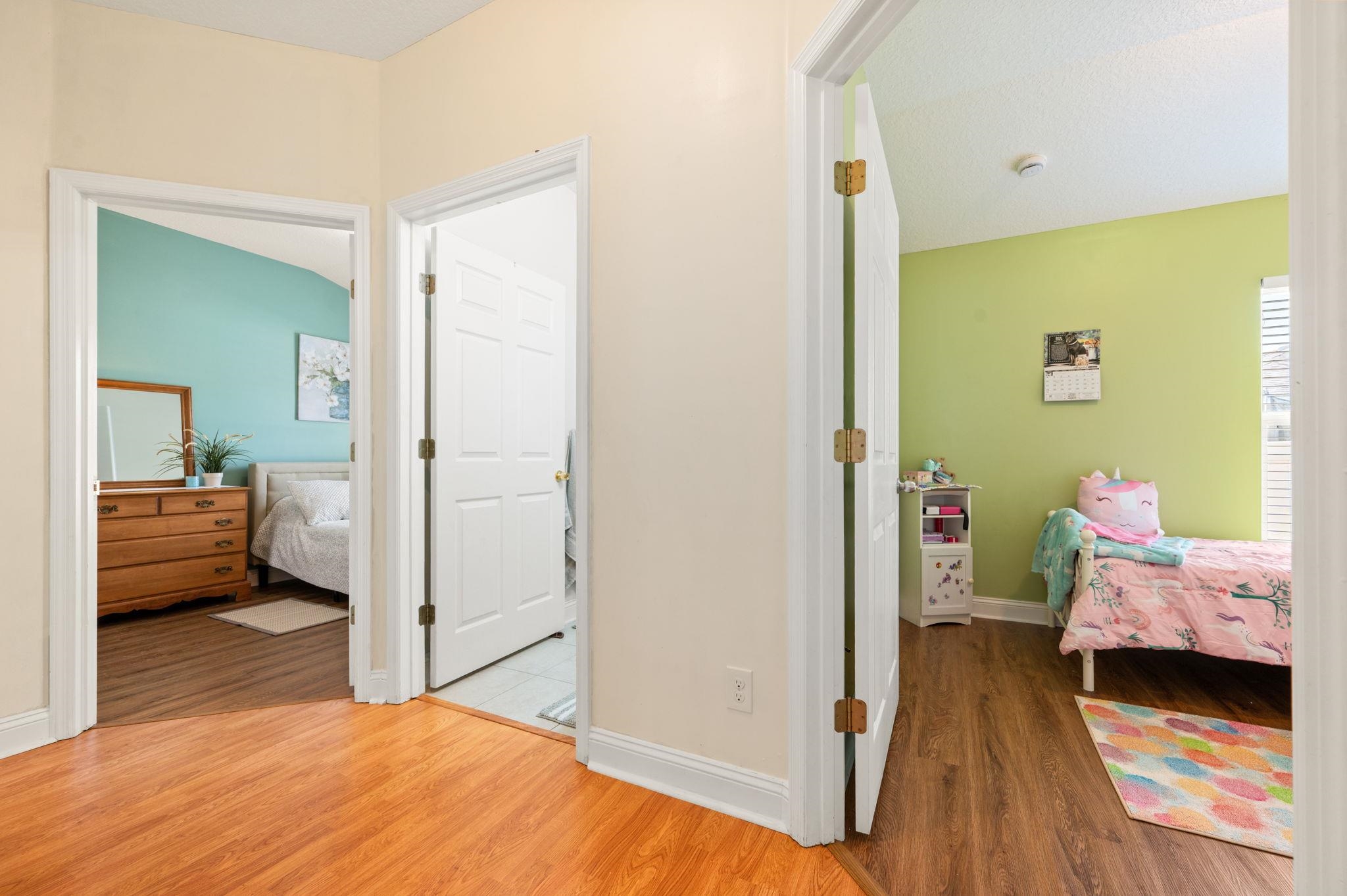 Image 21 of 41 For 931 Orange St N