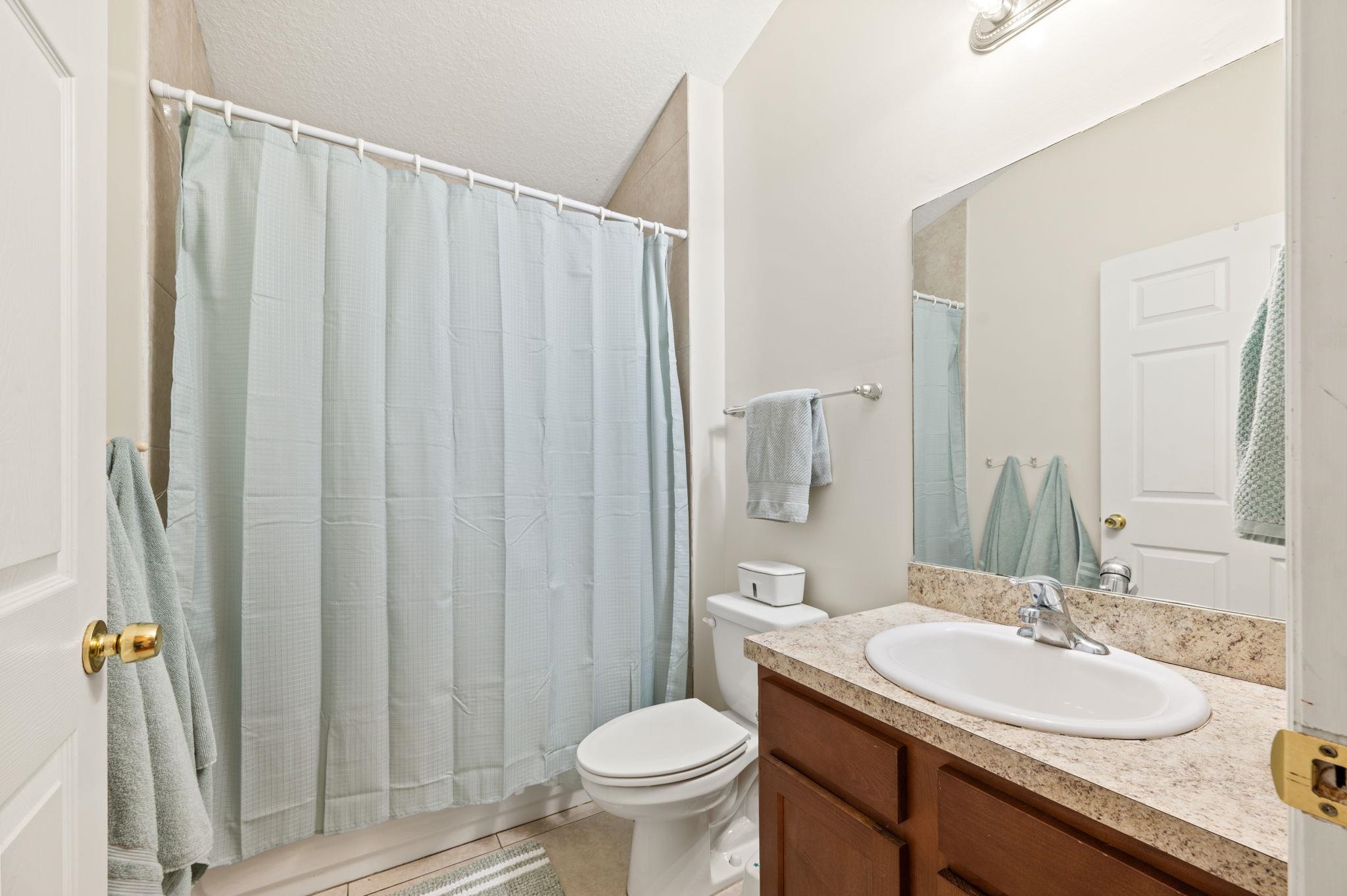 Image 23 of 41 For 931 Orange St N