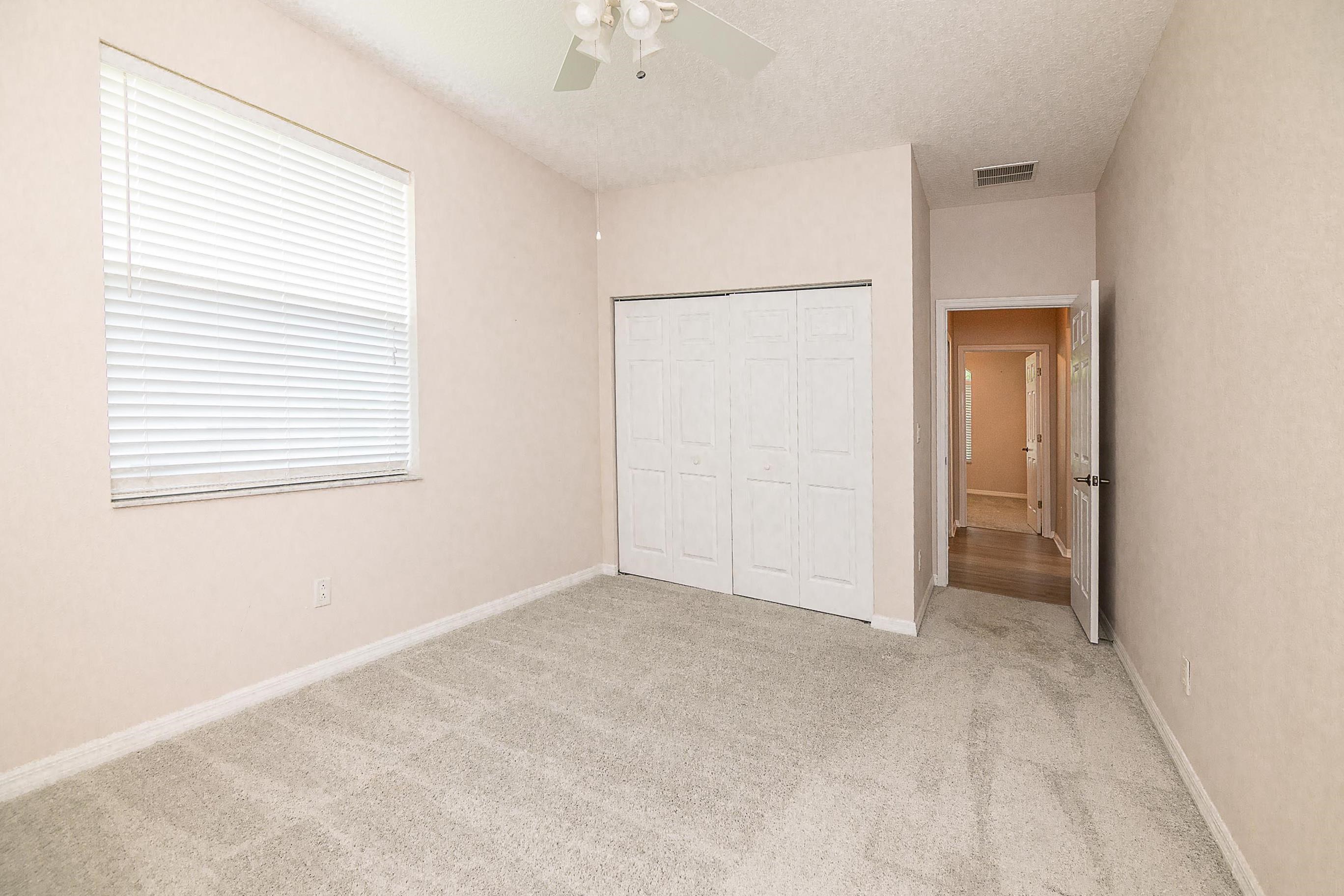 Image 36 of 45 For 617 Knollwood Ln