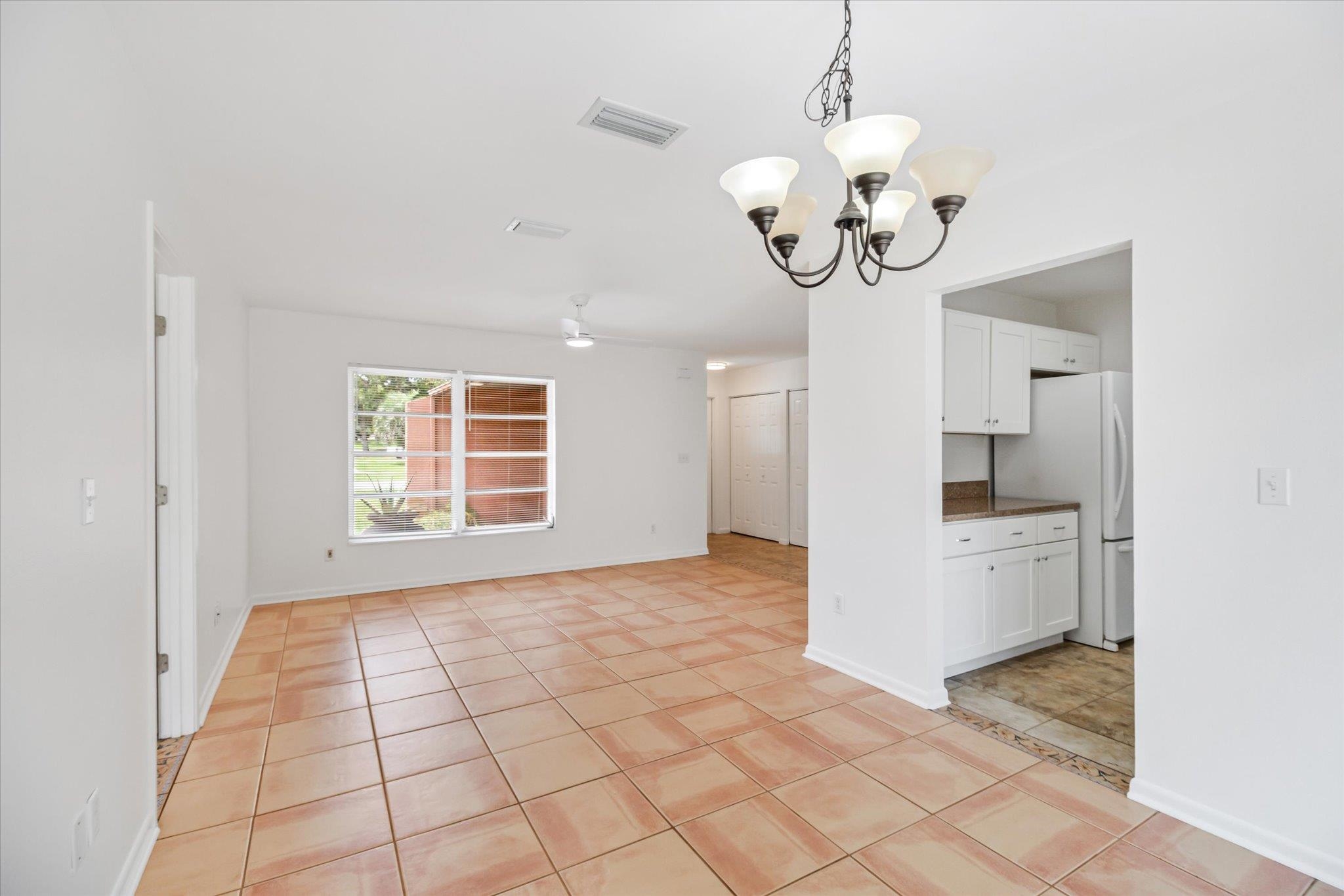 Image 10 of 50 For 1016 Dorado Dr