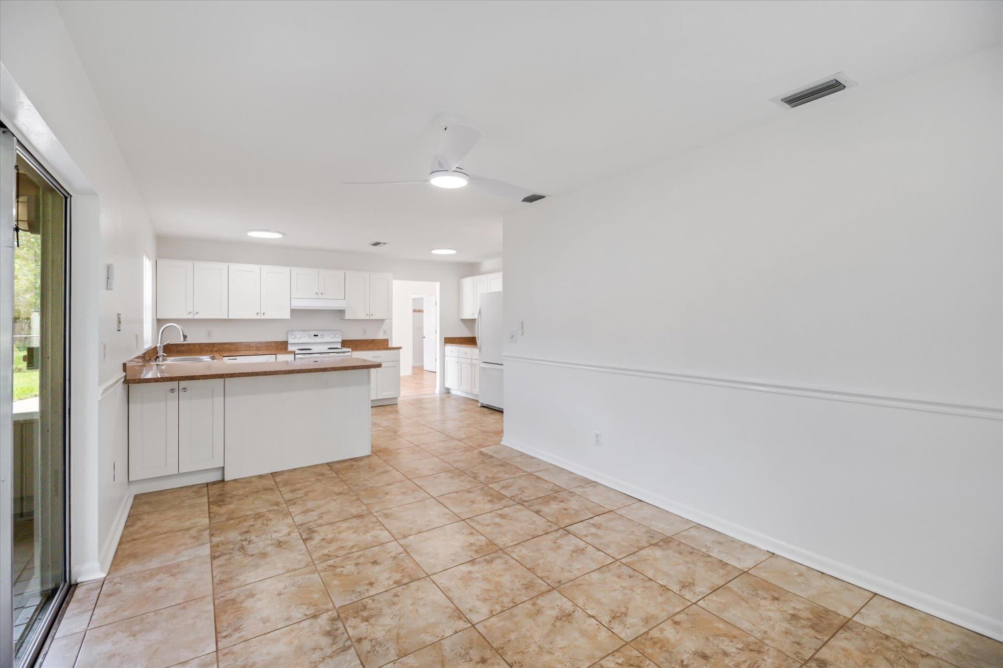 Image 12 of 50 For 1016 Dorado Dr