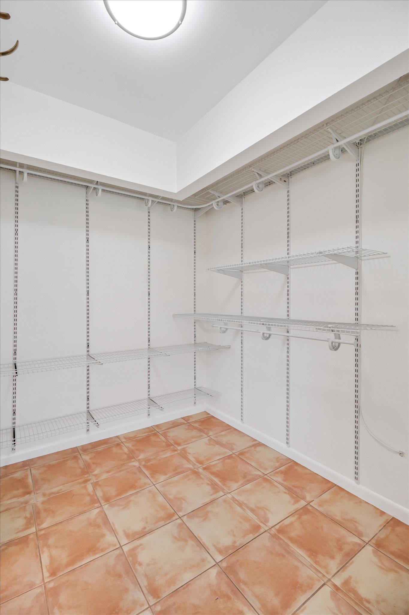 Image 22 of 50 For 1016 Dorado Dr