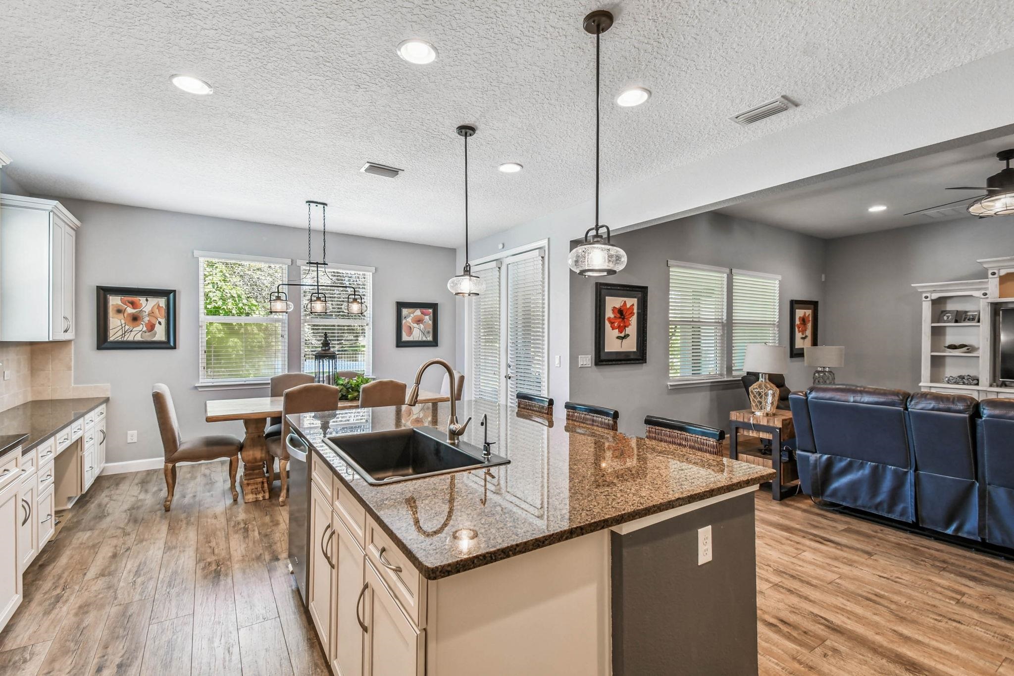 Image 15 of 65 For 259 Deerfield Glen Dr