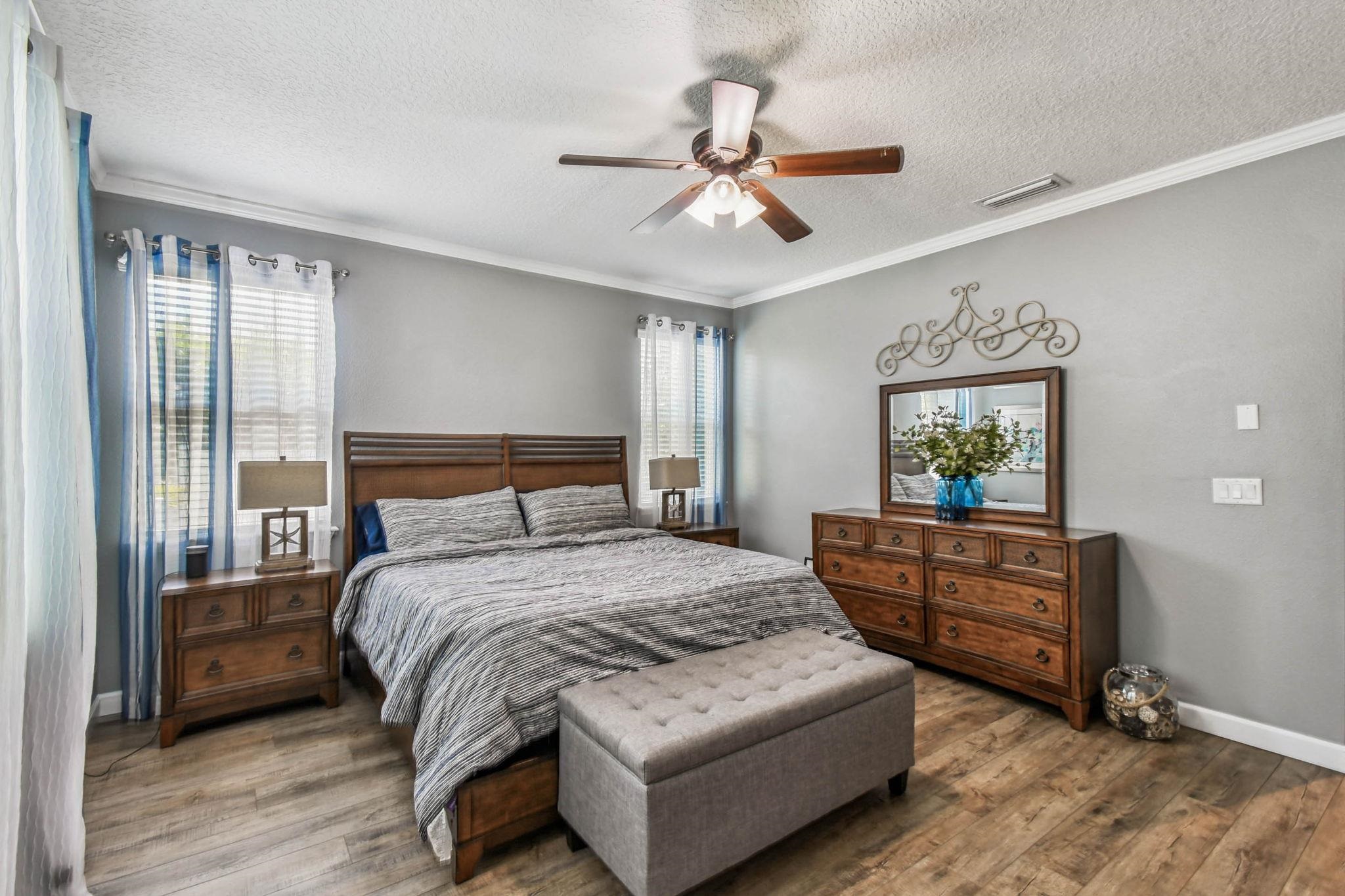 Image 22 of 65 For 259 Deerfield Glen Dr
