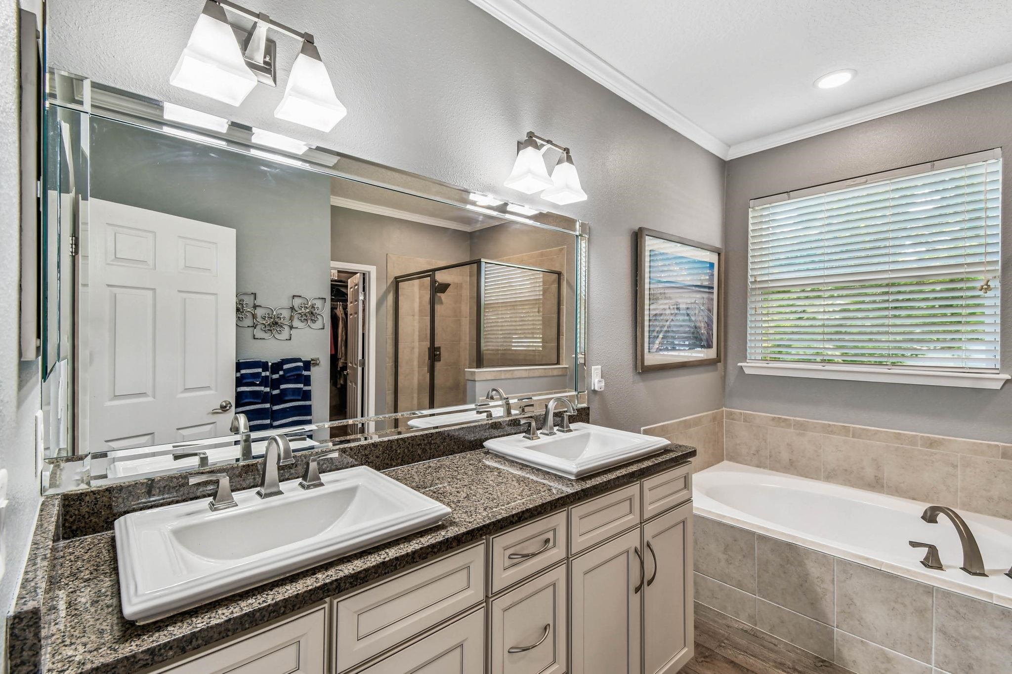 Image 24 of 65 For 259 Deerfield Glen Dr