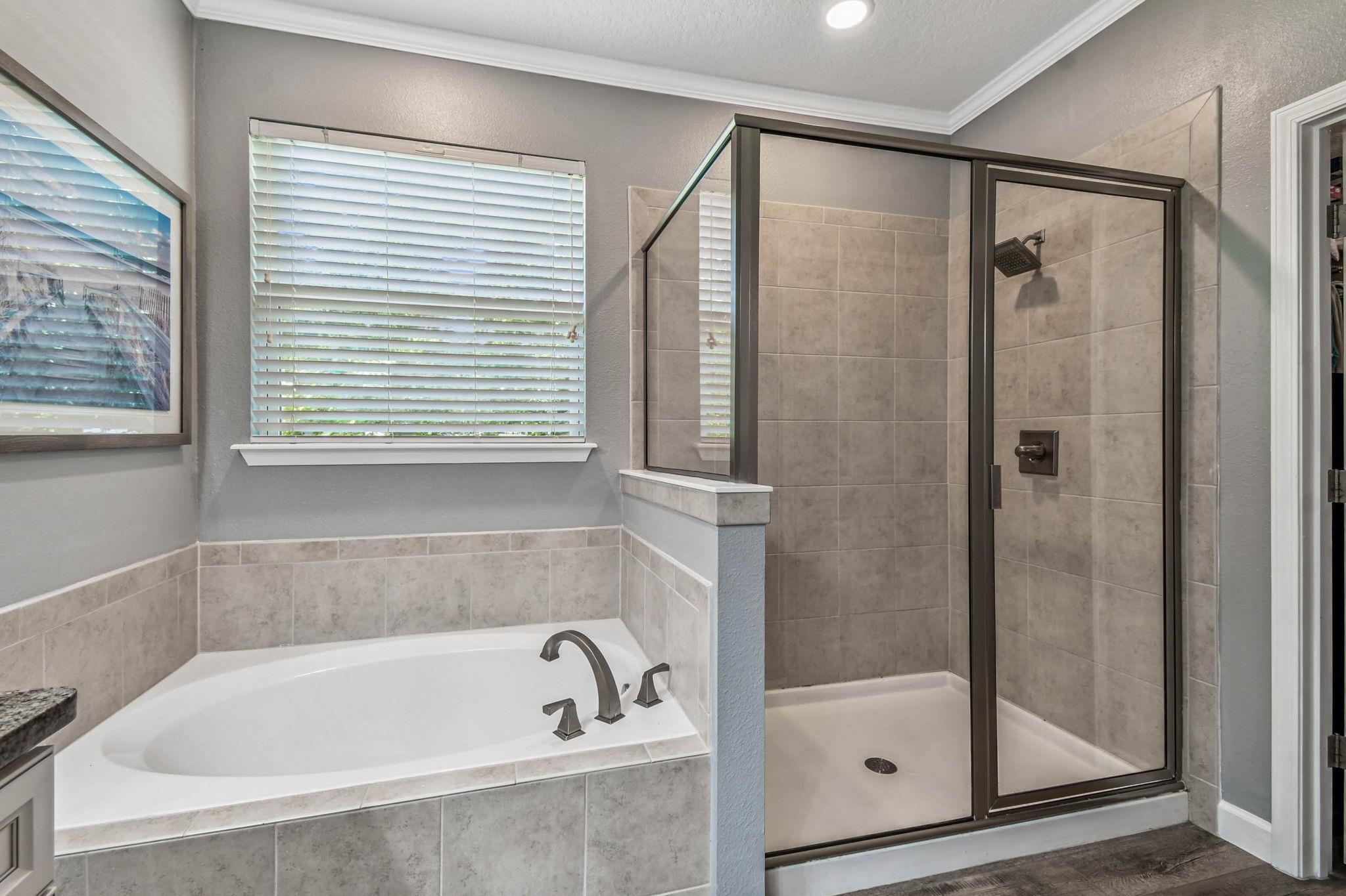 Image 25 of 65 For 259 Deerfield Glen Dr