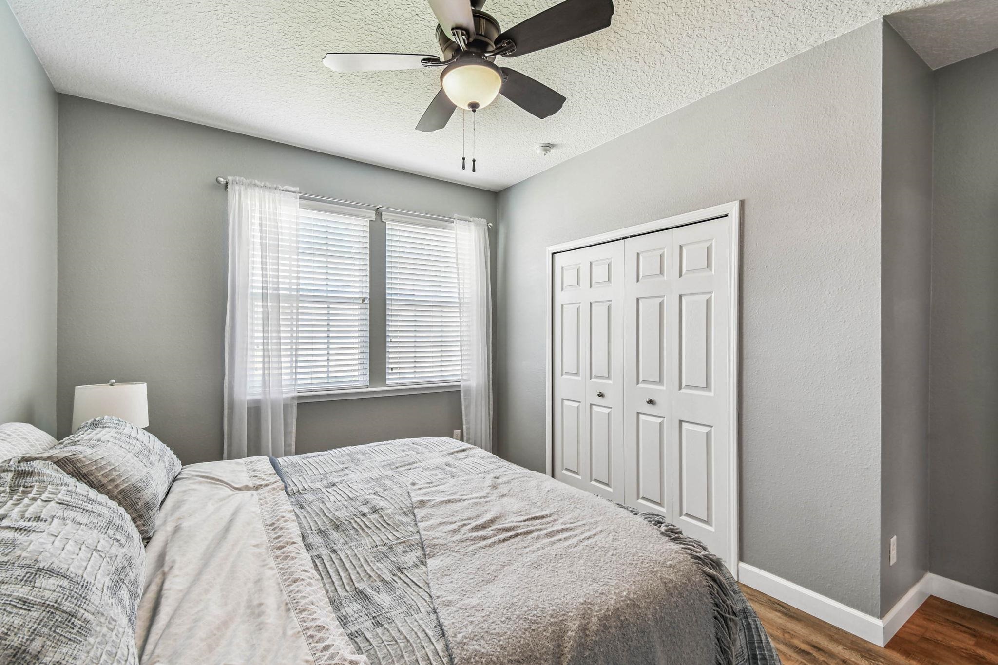 Image 31 of 65 For 259 Deerfield Glen Dr
