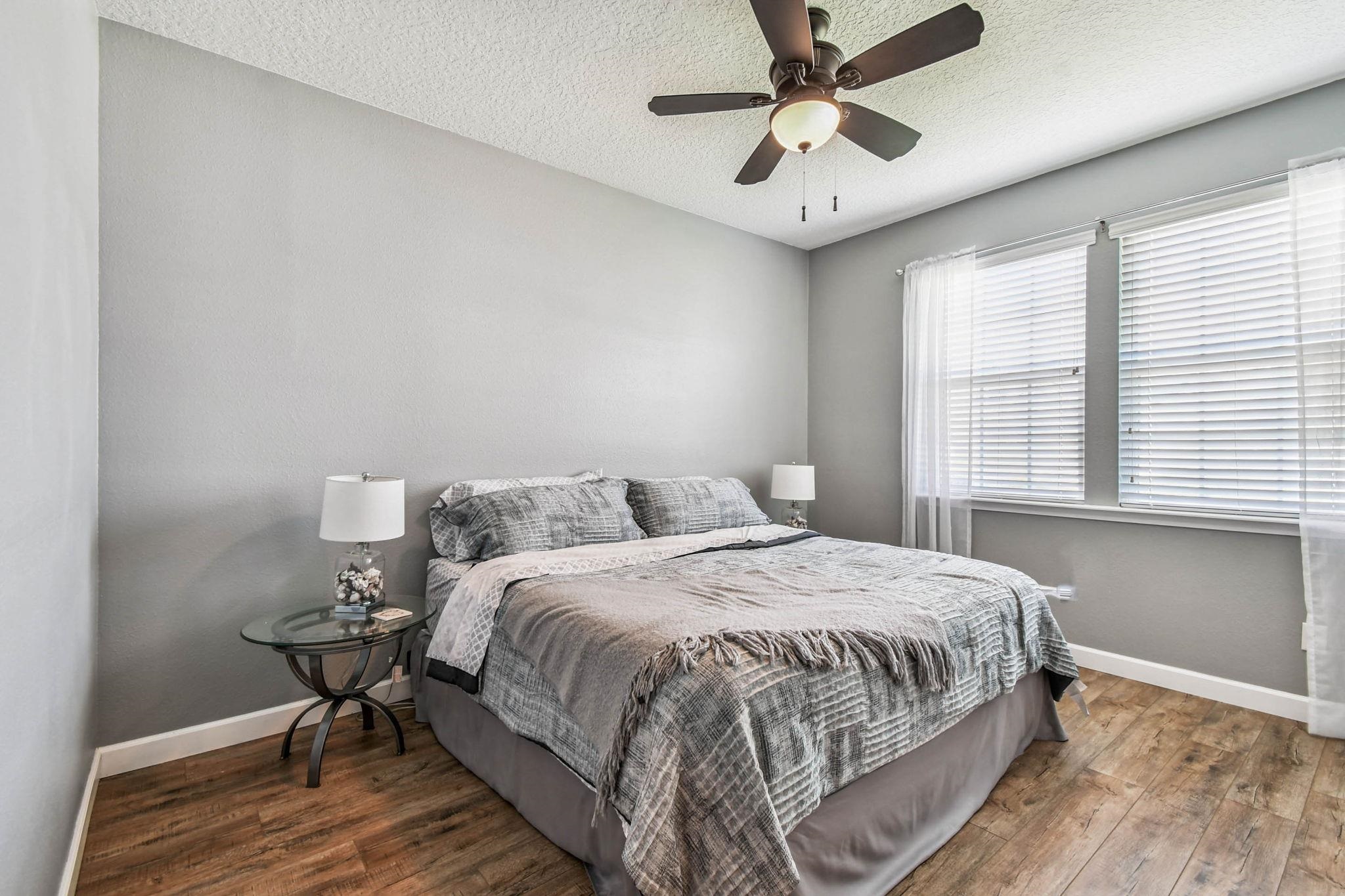 Image 32 of 65 For 259 Deerfield Glen Dr