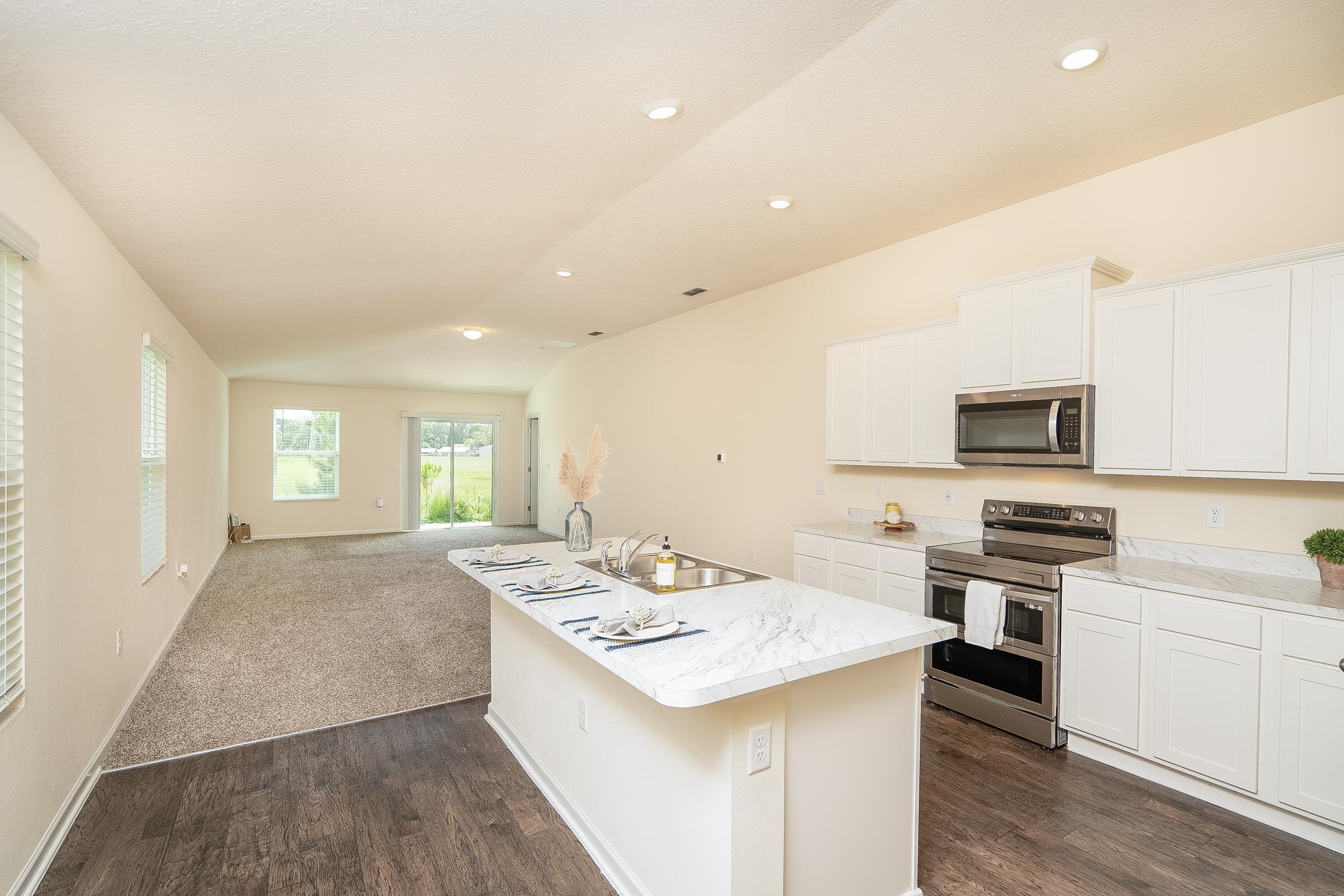 Image 21 of 77 For 2730 Oak Stream Dr