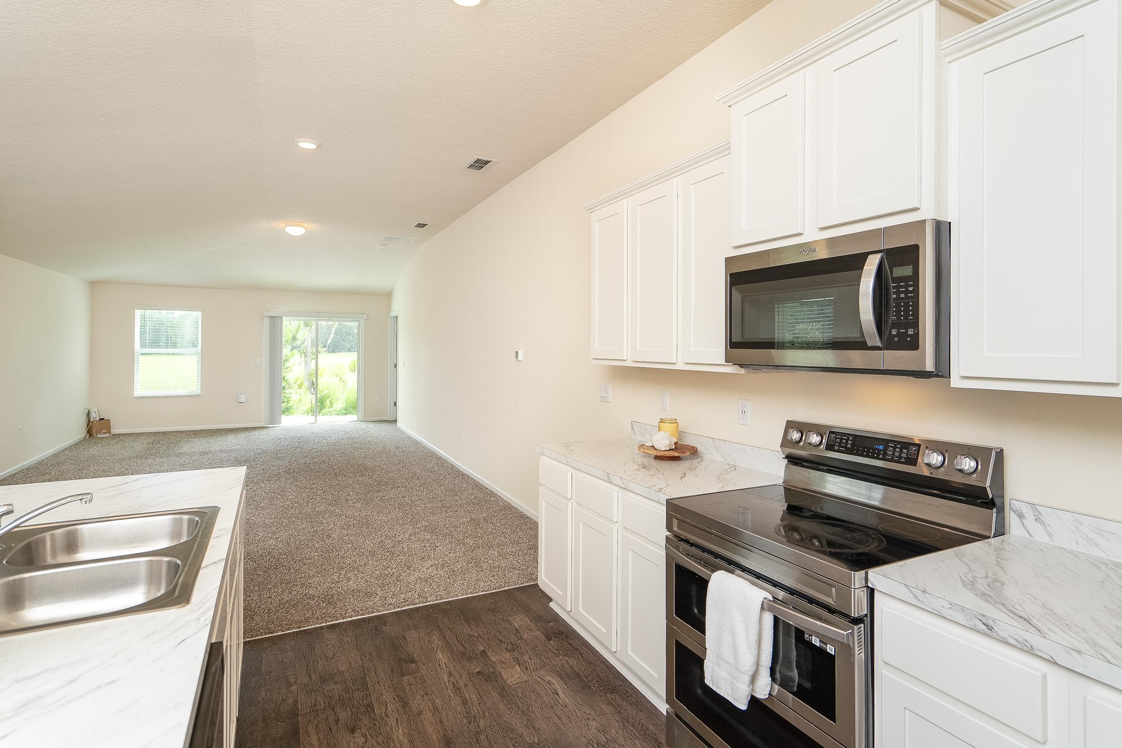 Image 23 of 77 For 2730 Oak Stream Dr