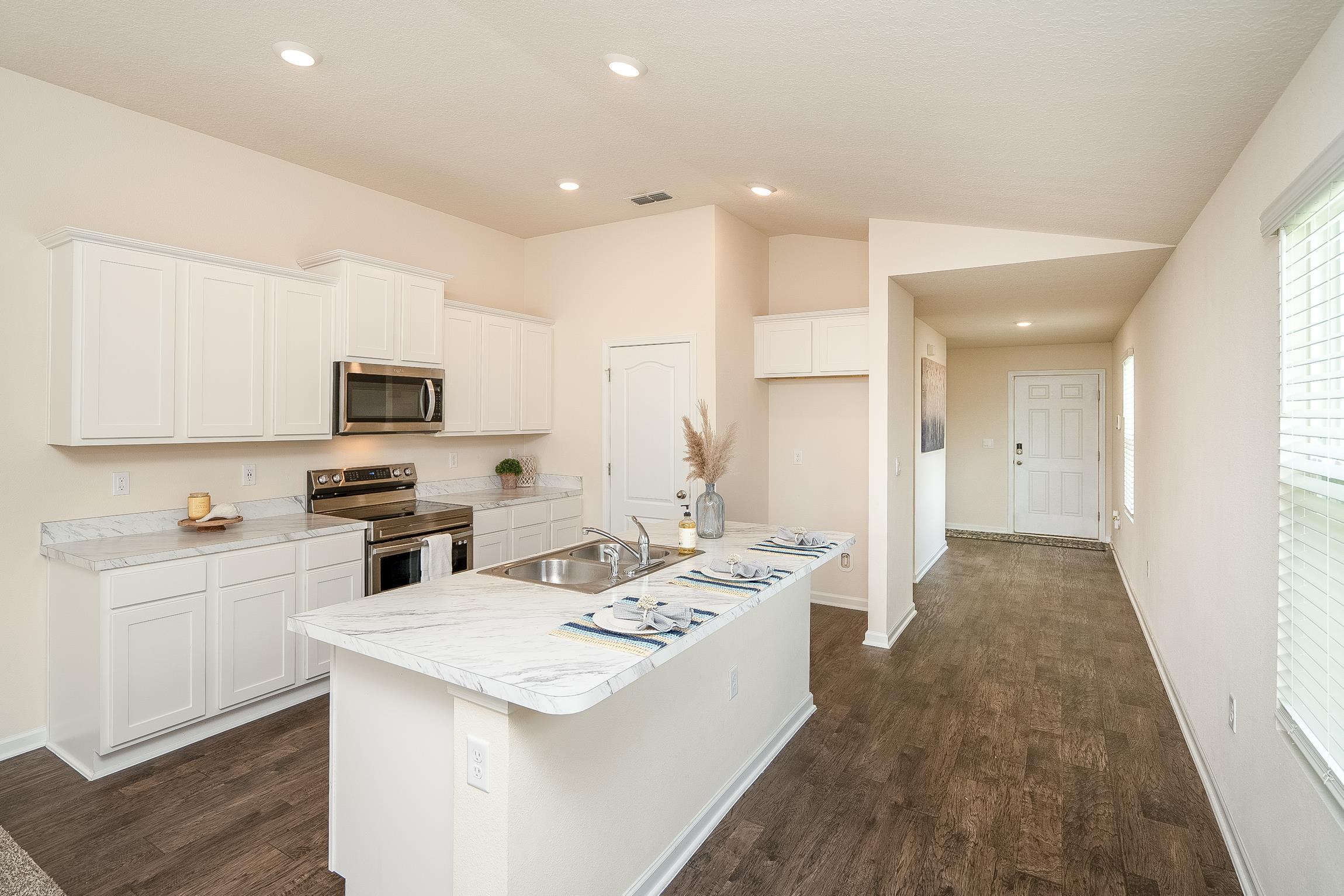 Image 27 of 77 For 2730 Oak Stream Dr