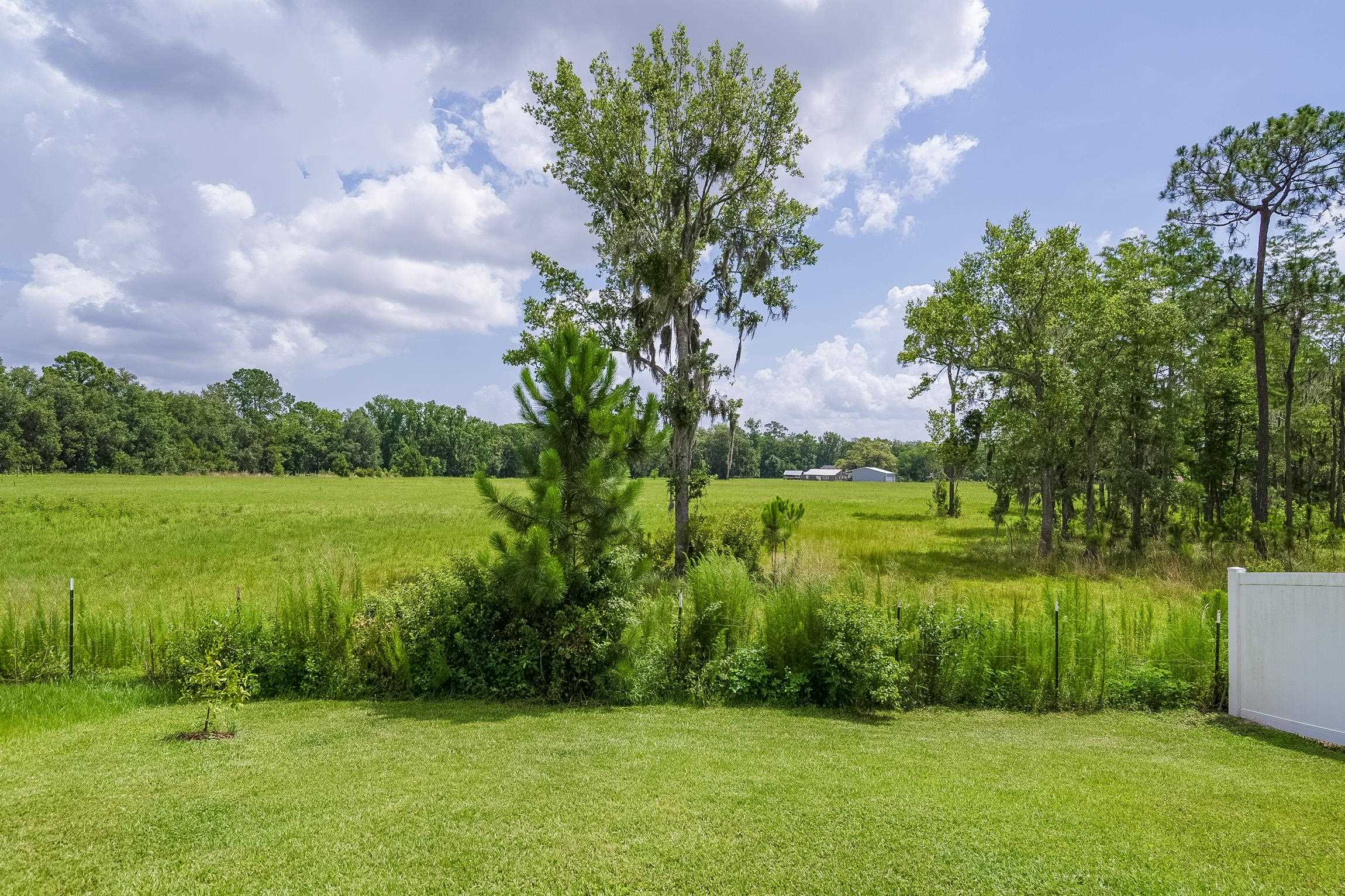 Image 33 of 77 For 2730 Oak Stream Dr