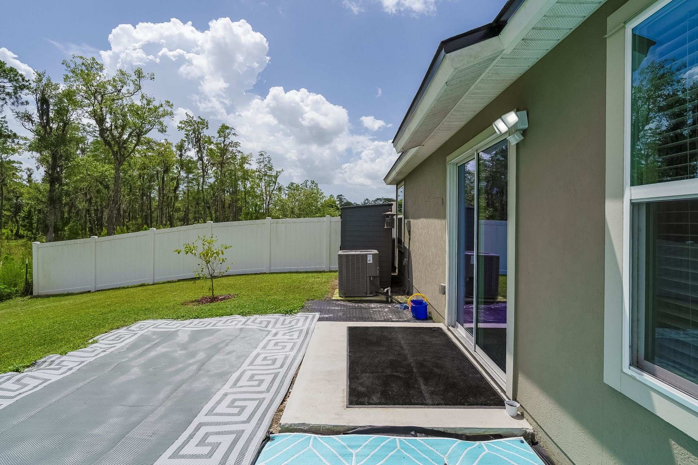 Image 38 of 77 For 2730 Oak Stream Dr