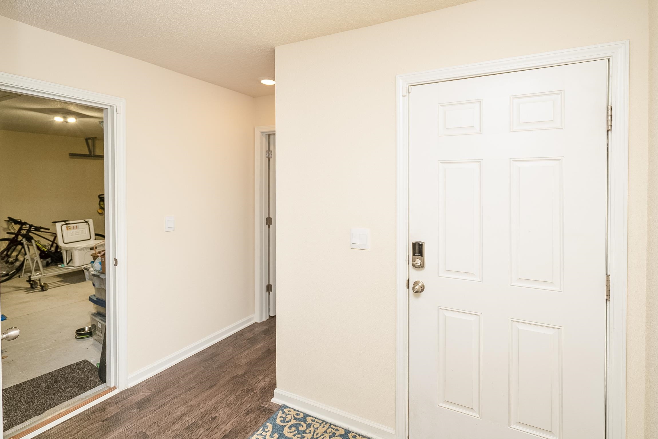 Image 49 of 77 For 2730 Oak Stream Dr