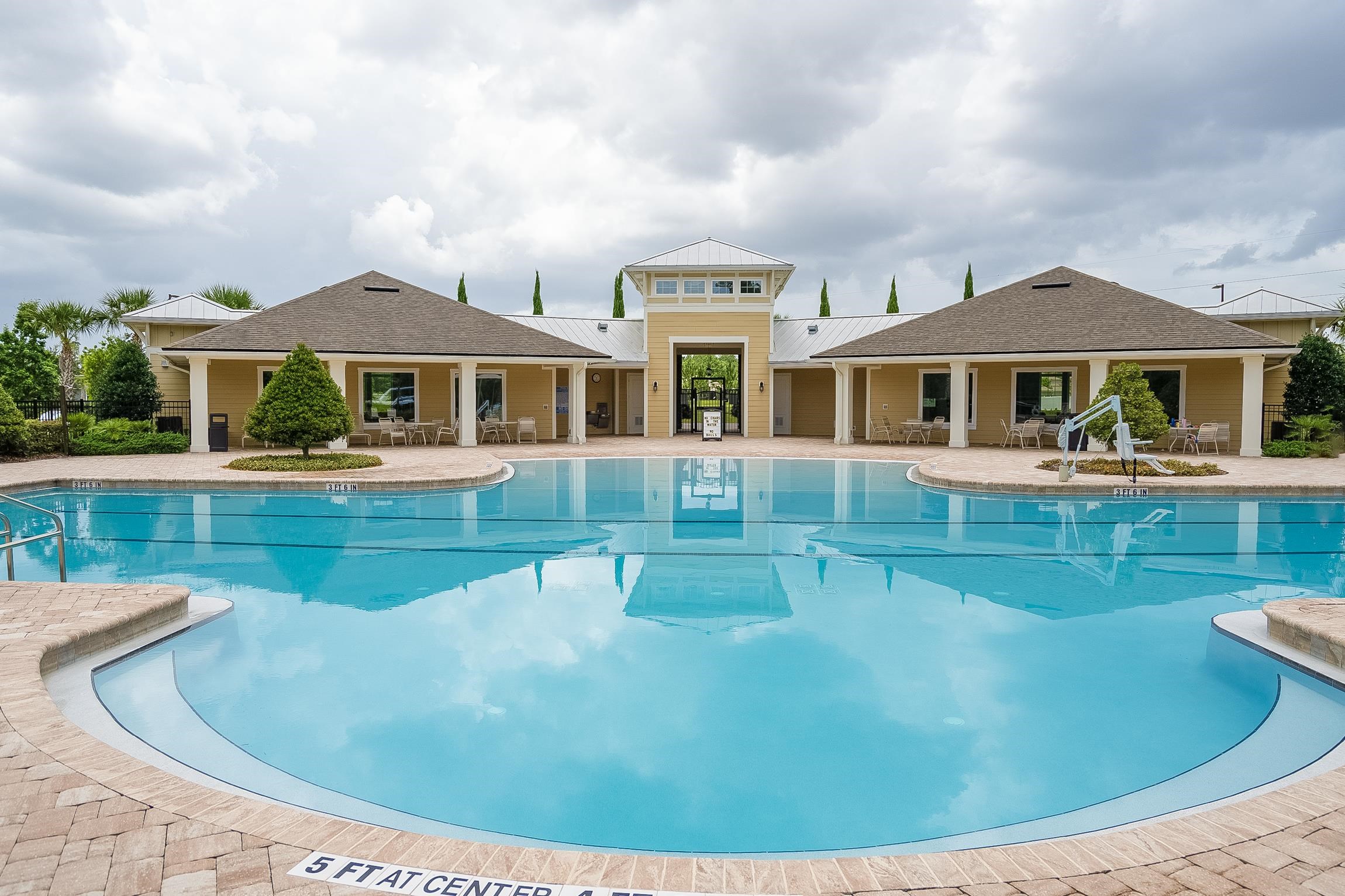 Image 8 of 77 For 2730 Oak Stream Dr