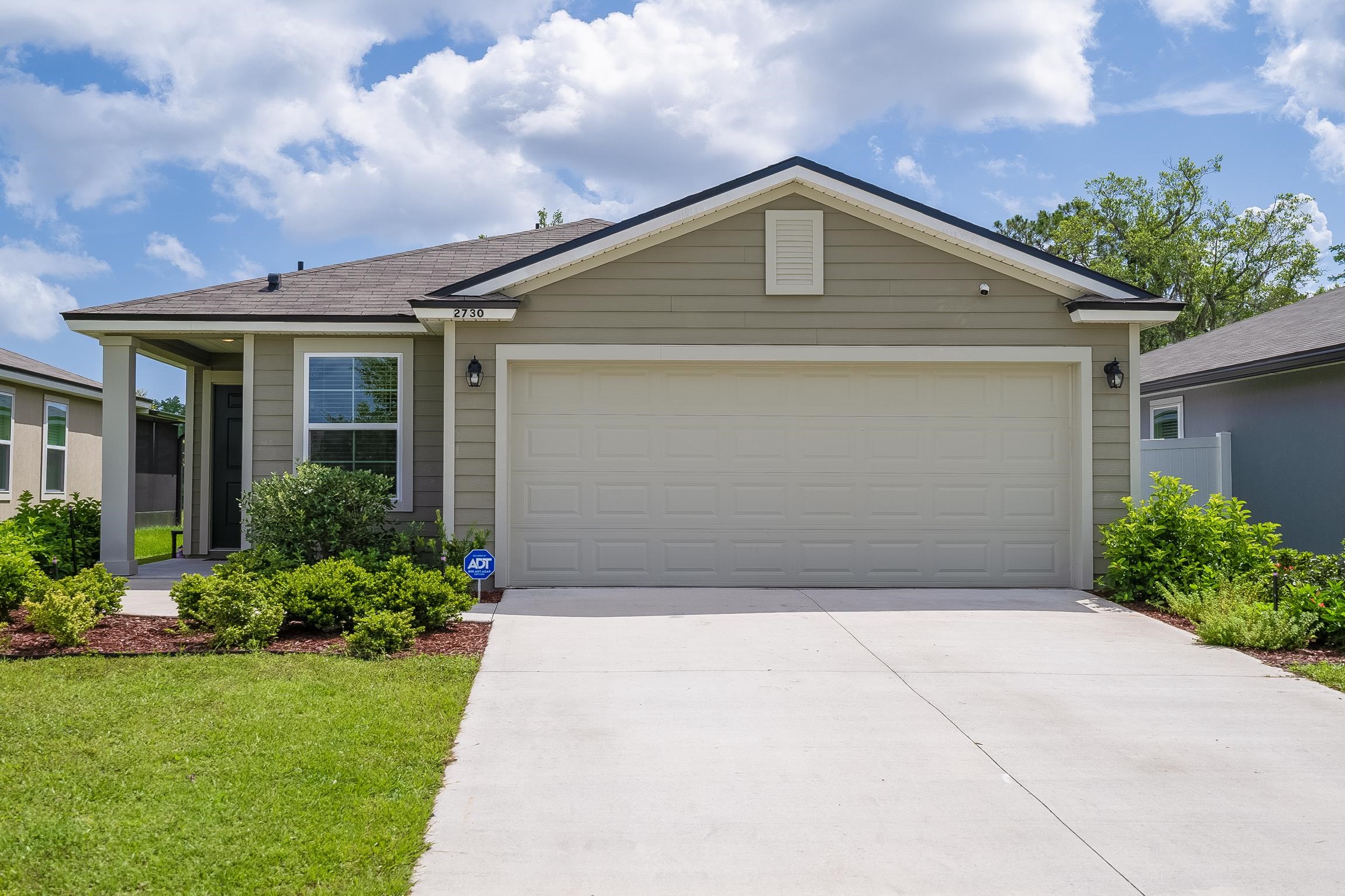 Image 9 of 77 For 2730 Oak Stream Dr