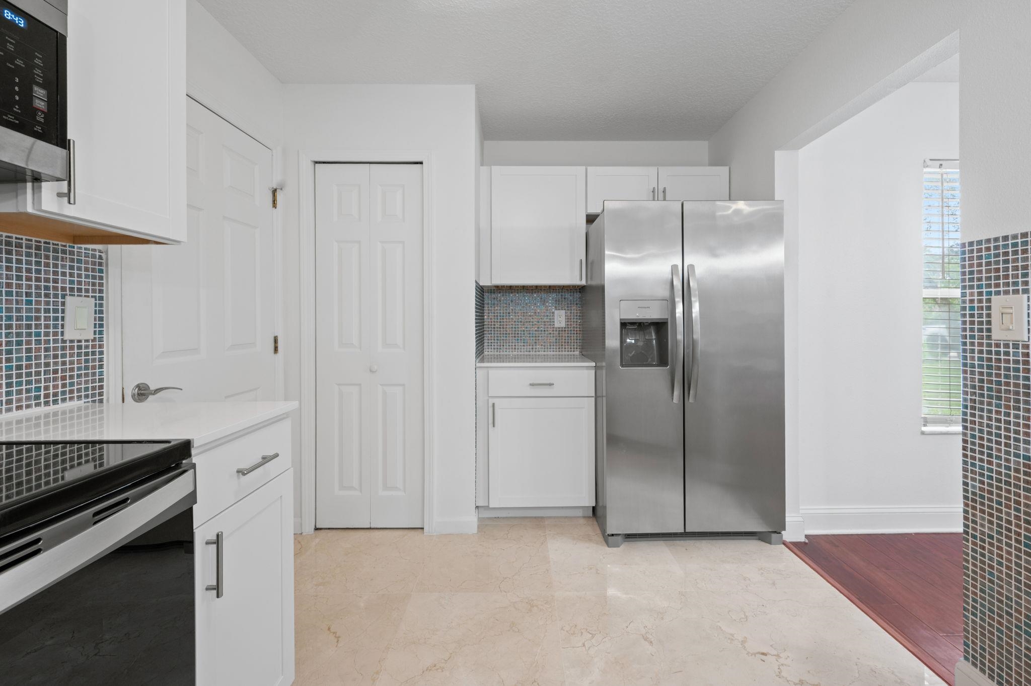 Image 16 of 60 For 240 Jasmine Rd.