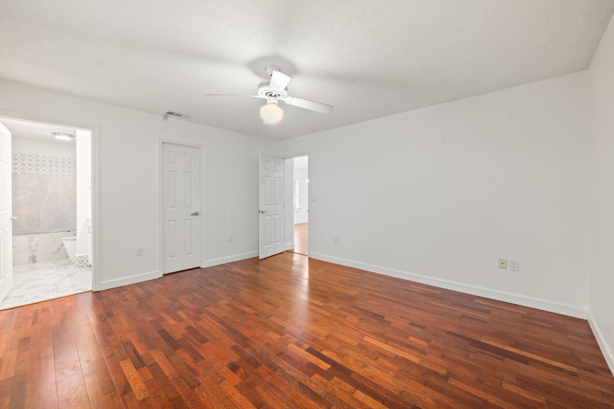 Image 21 of 60 For 240 Jasmine Rd.