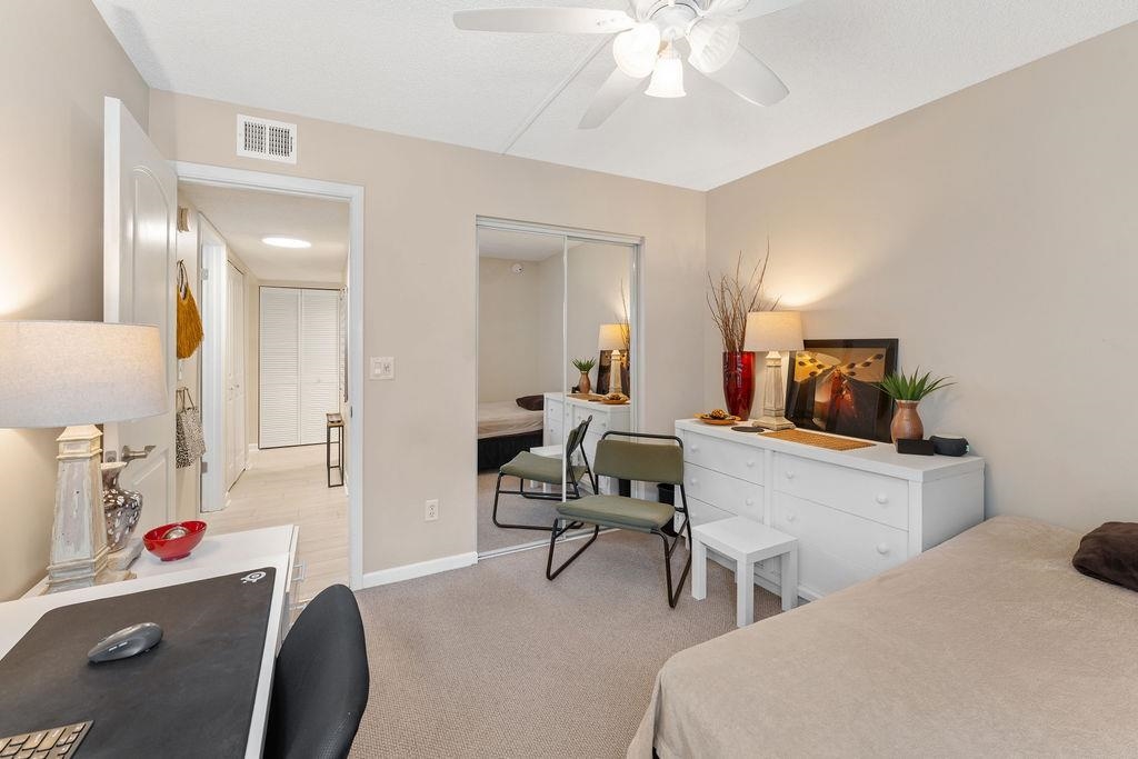 Image 25 of 48 For 11 Alcira Ct