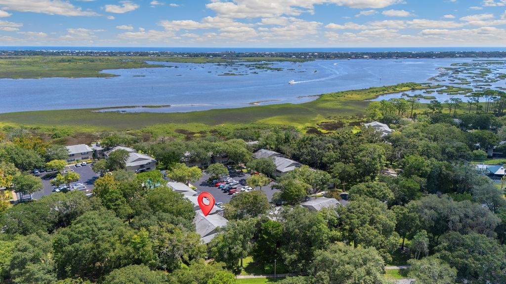 Image 32 of 48 For 11 Alcira Ct