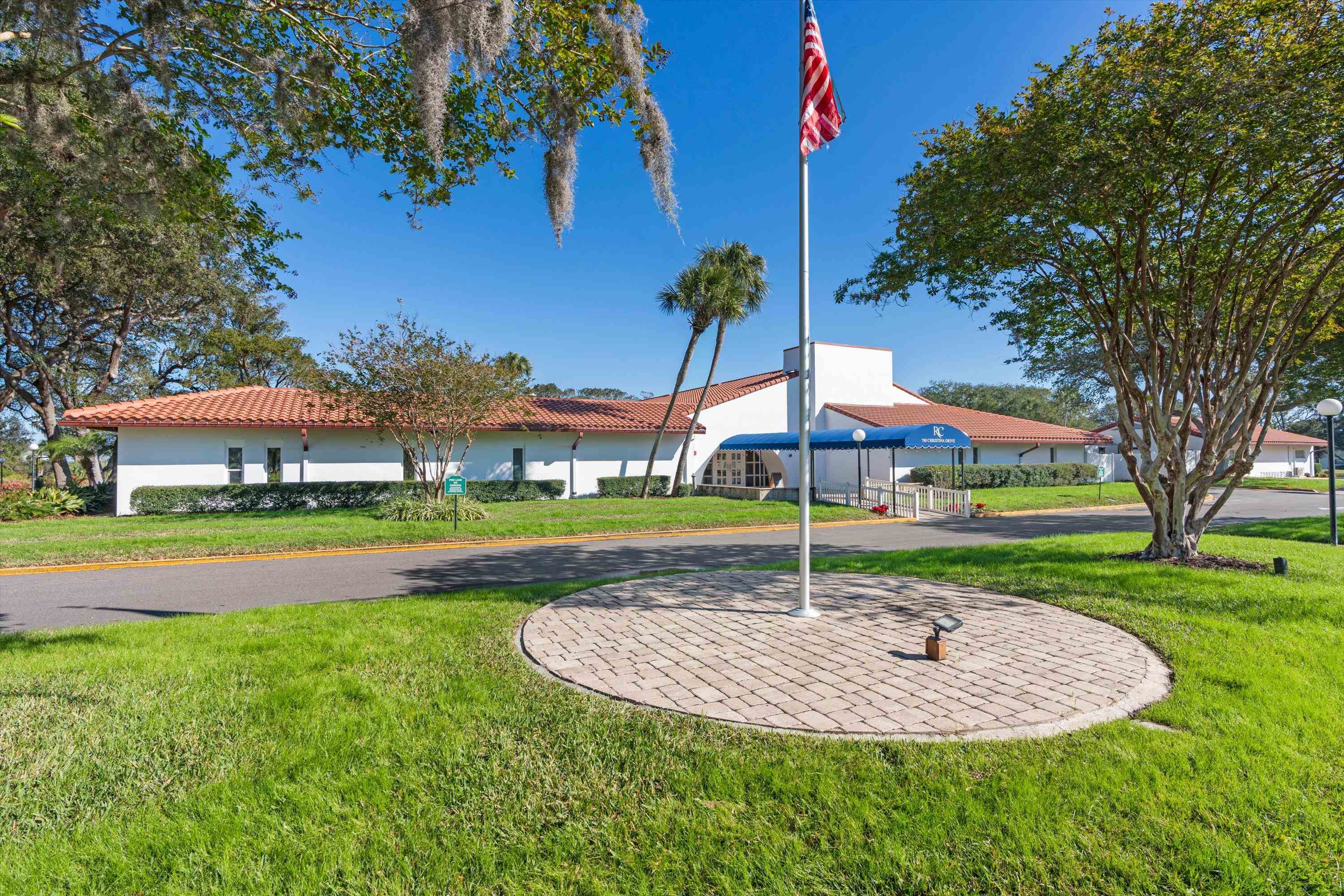 Image 43 of 48 For 11 Alcira Ct